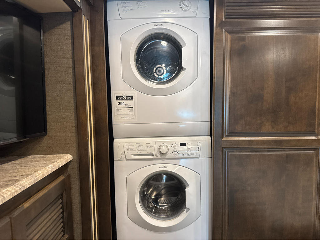 2018 TIFFIN ALLEGRO RED 33AA - Image 23