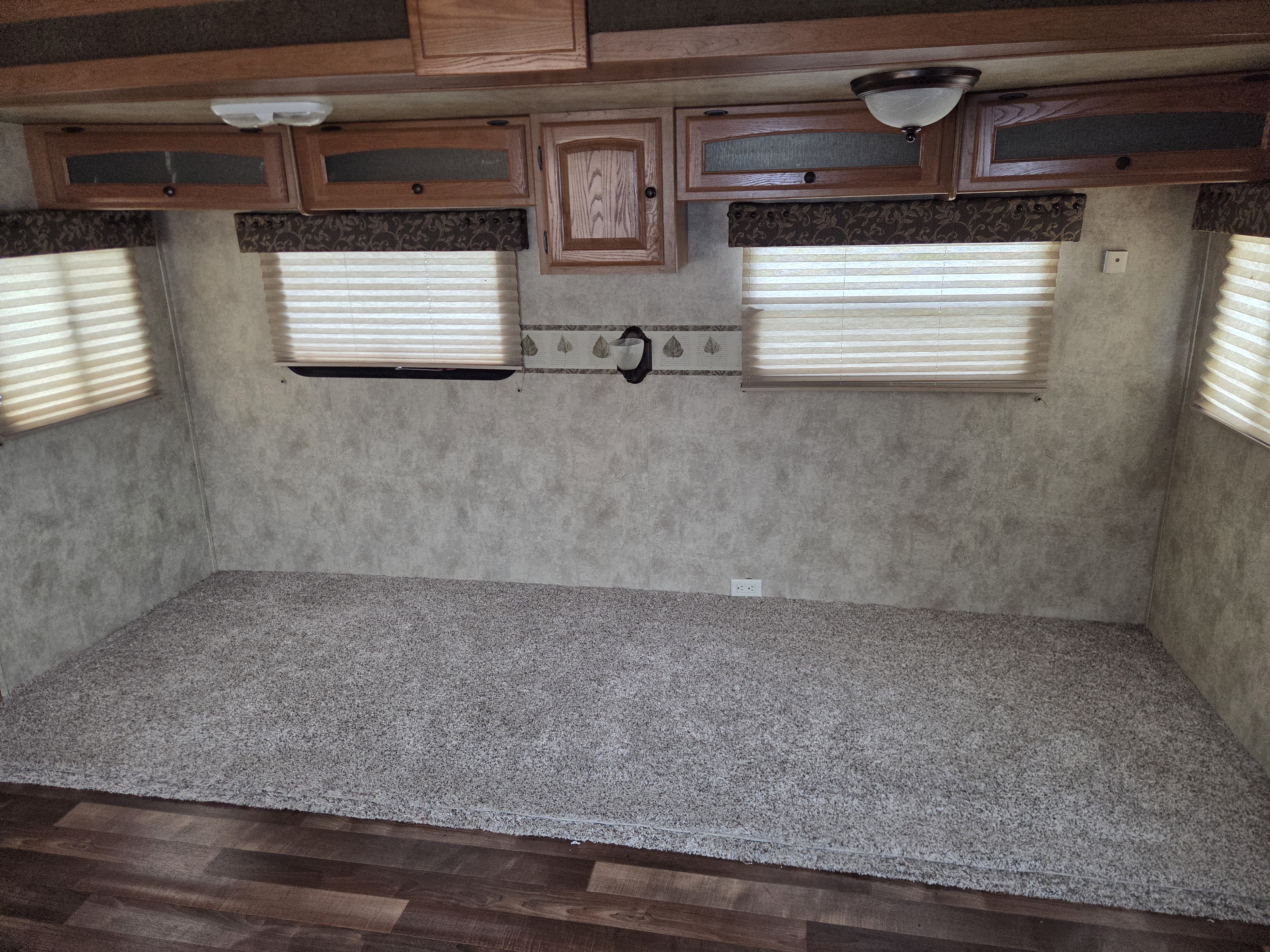 2009 Keystone VR1 323FKS - Image 12