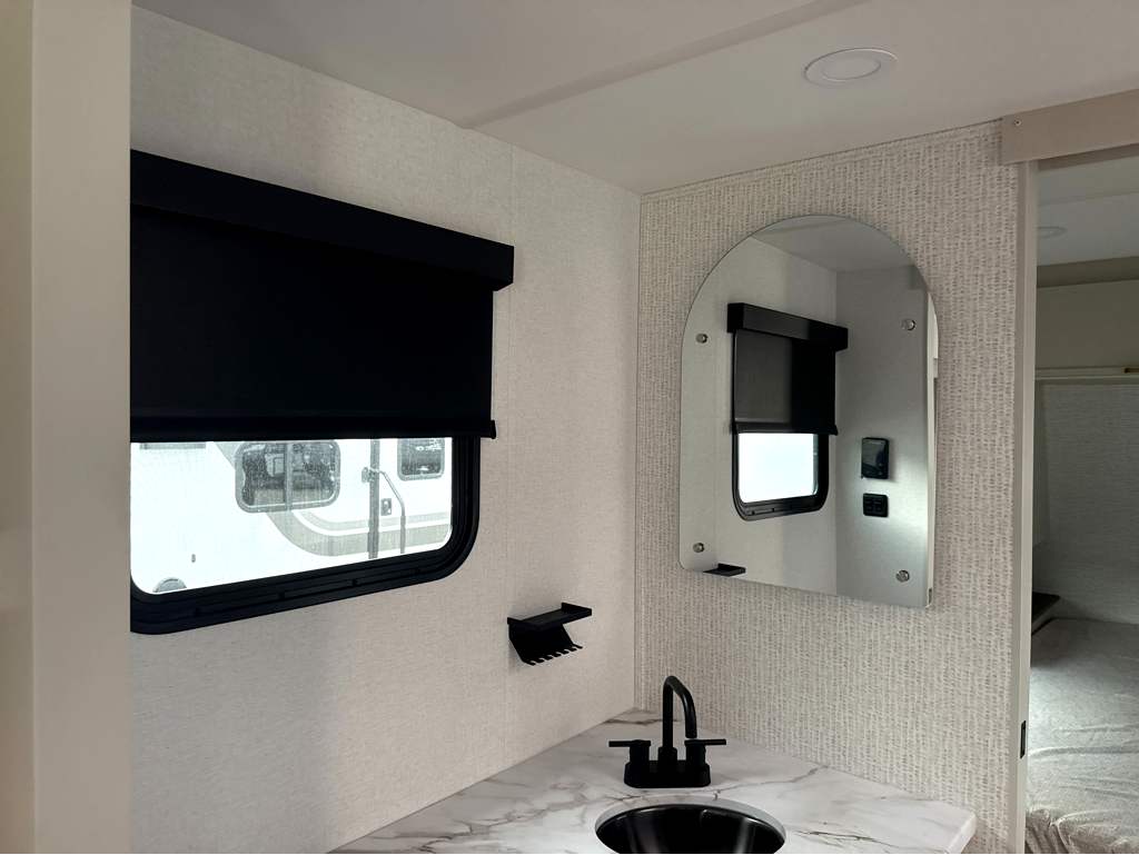 2027 GRAND DESIGN IMAGINE 23LDE - Image 23