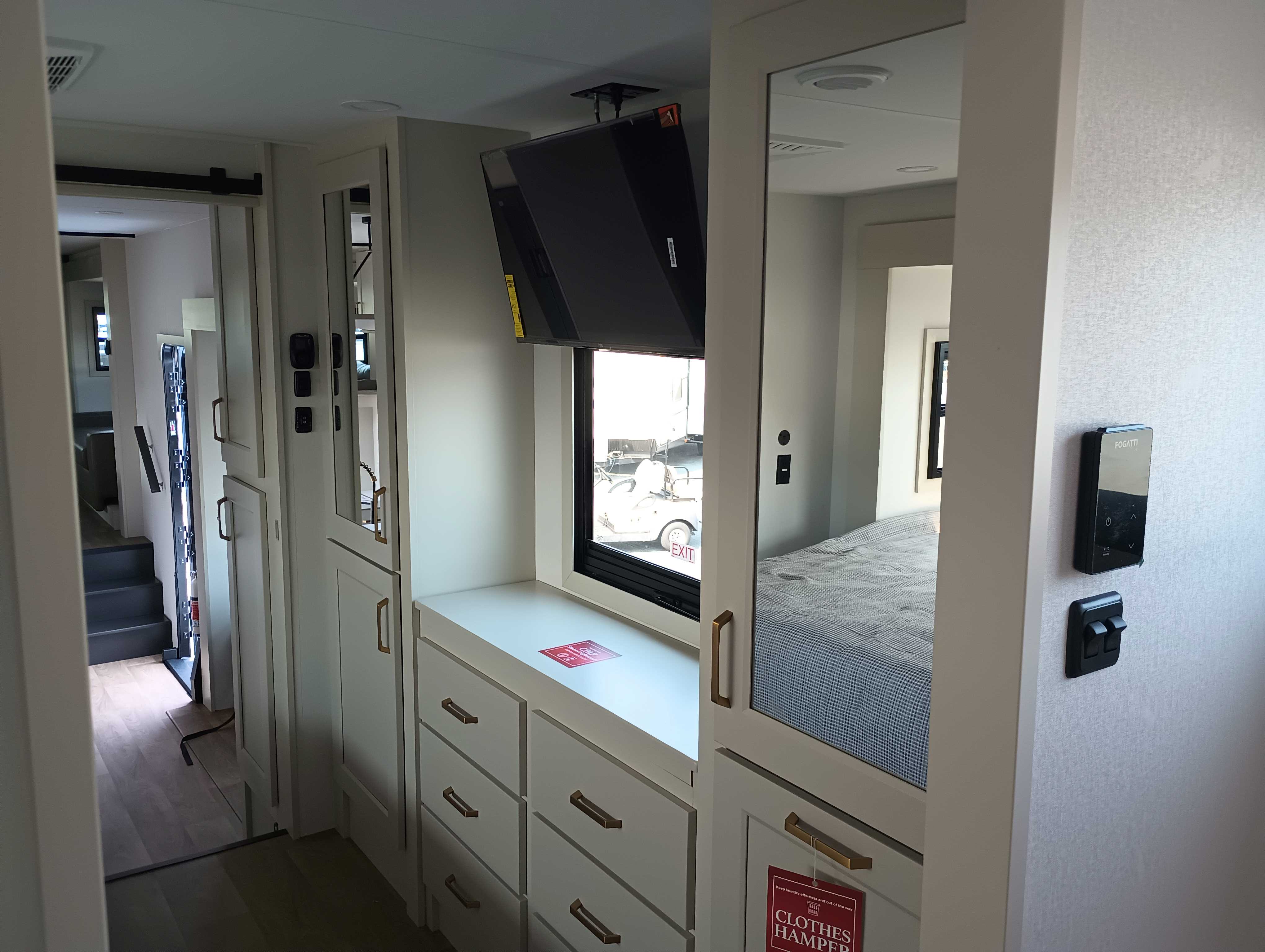 2027 Grand Design Solitude 380FL - Image 20