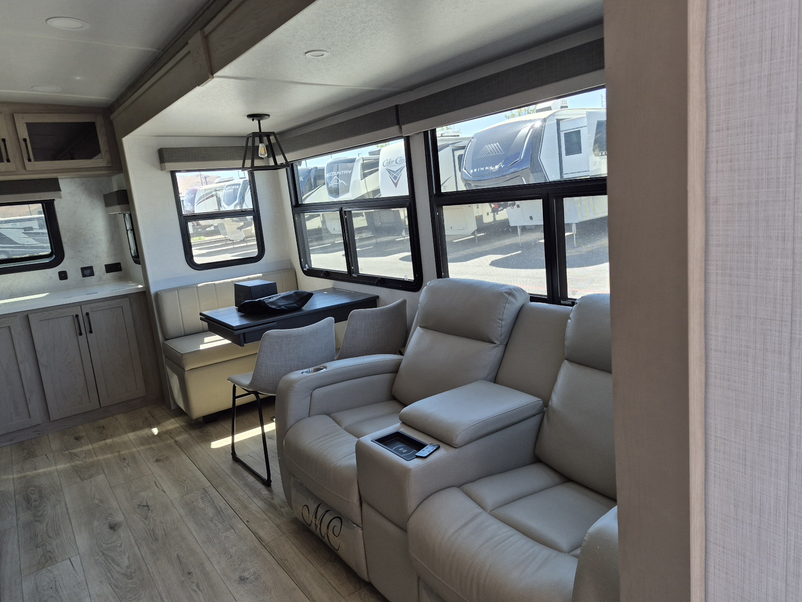 2025 Forest River Rockwood Signature 8339FK - Image 6