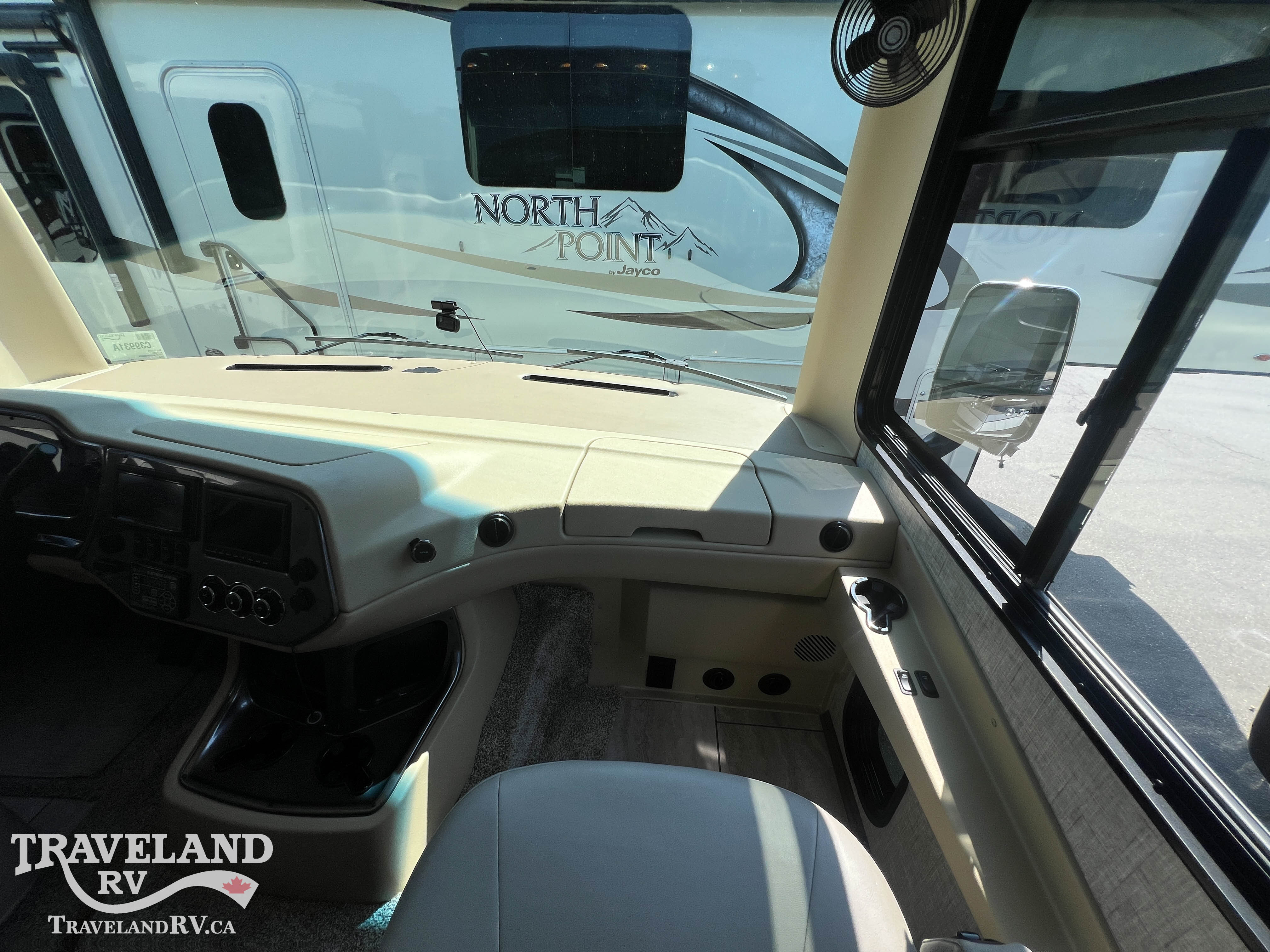 2012 Tiffin Allegro 36 LA - Image 13