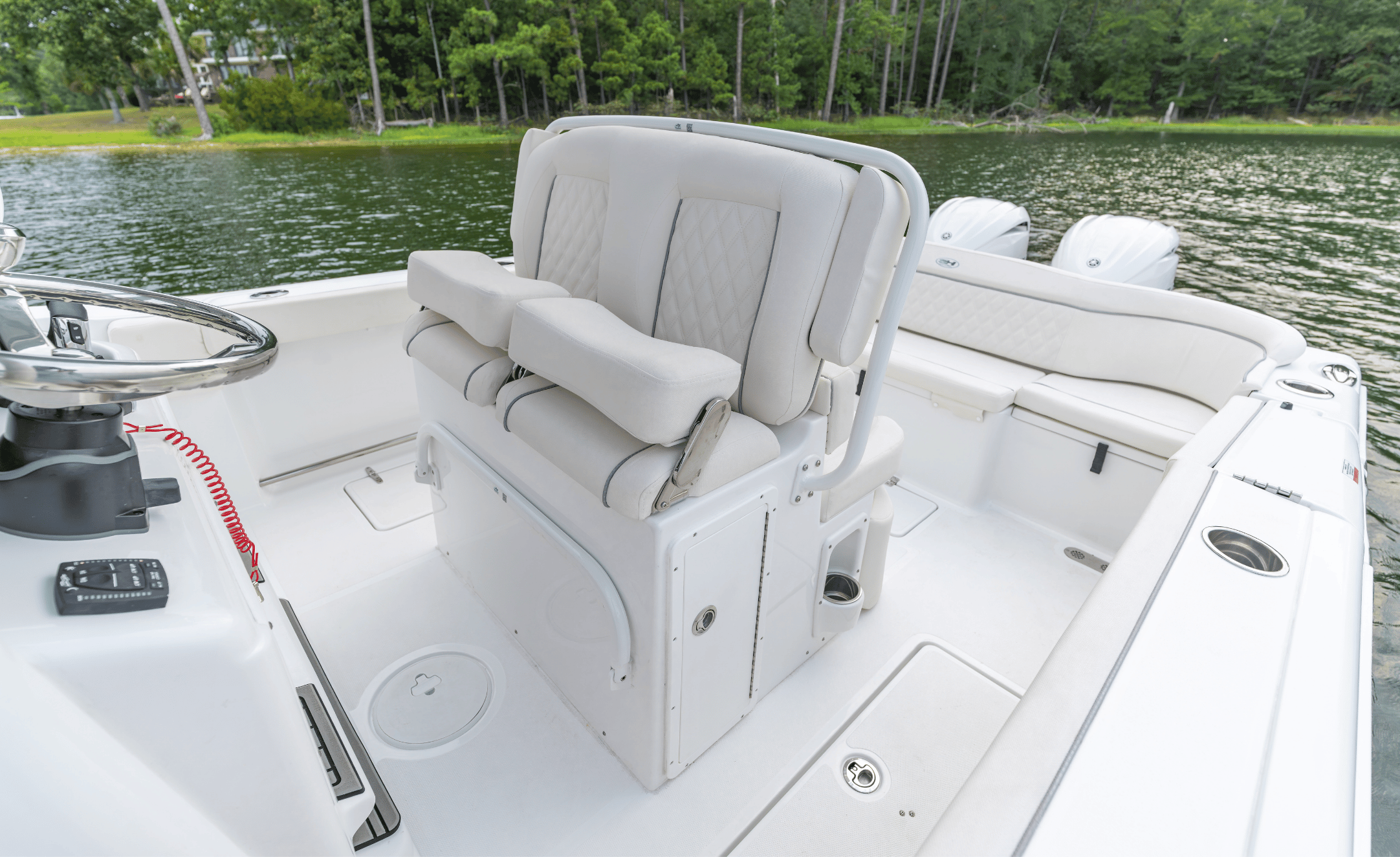 2027 SEA HUNT ULTRA 265SL - Image 18