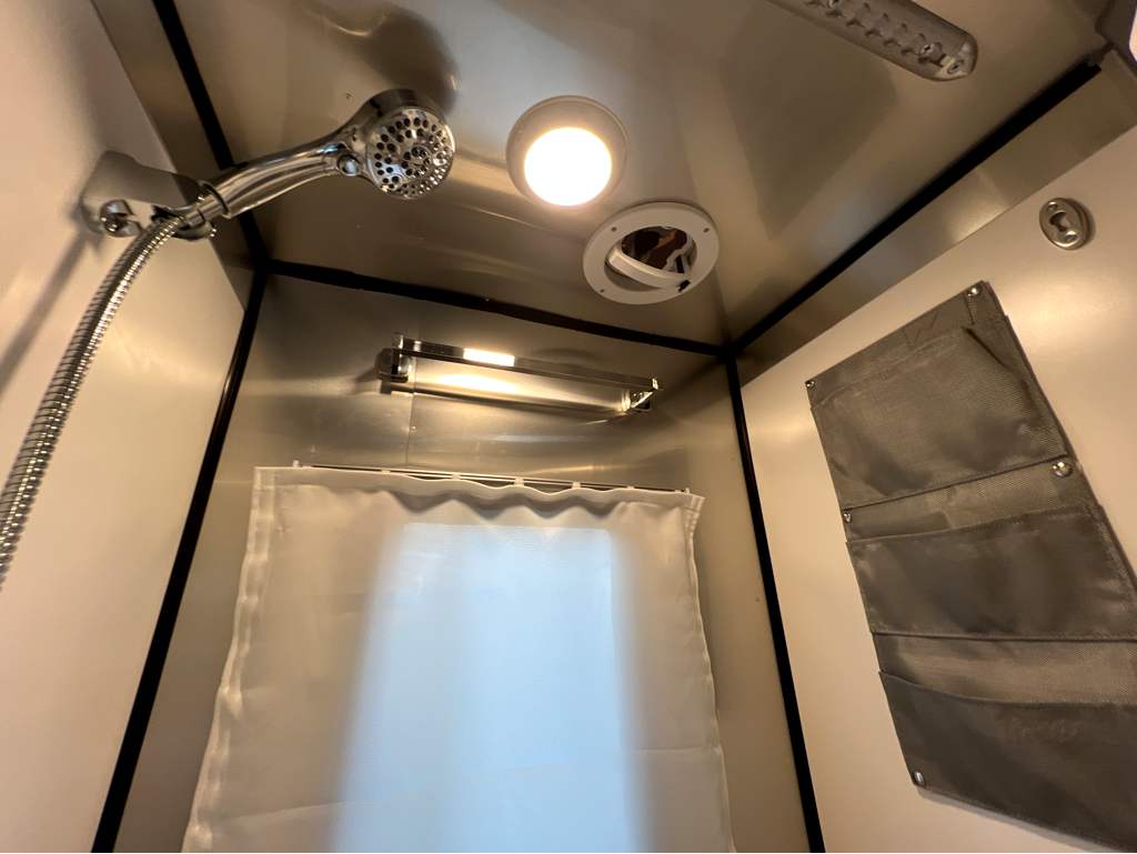 2026 AIRSTREAM Basecamp 20XE - Image 16