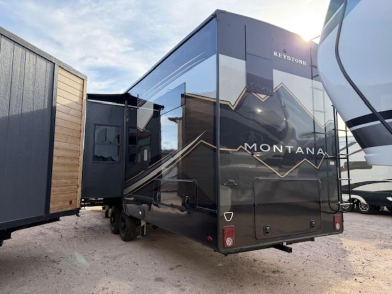 2026 Keystone Montana 3901RK - Image 3