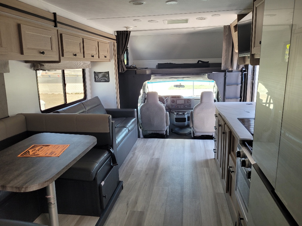 2026 Forest River Sunseeker 3010DS - Image 21