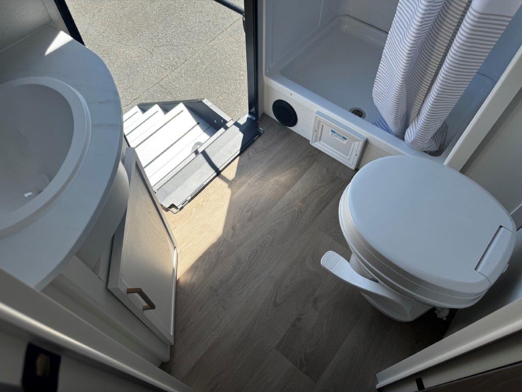 2027 Grand Design Transcend XPLOR 27DBX - Image 27