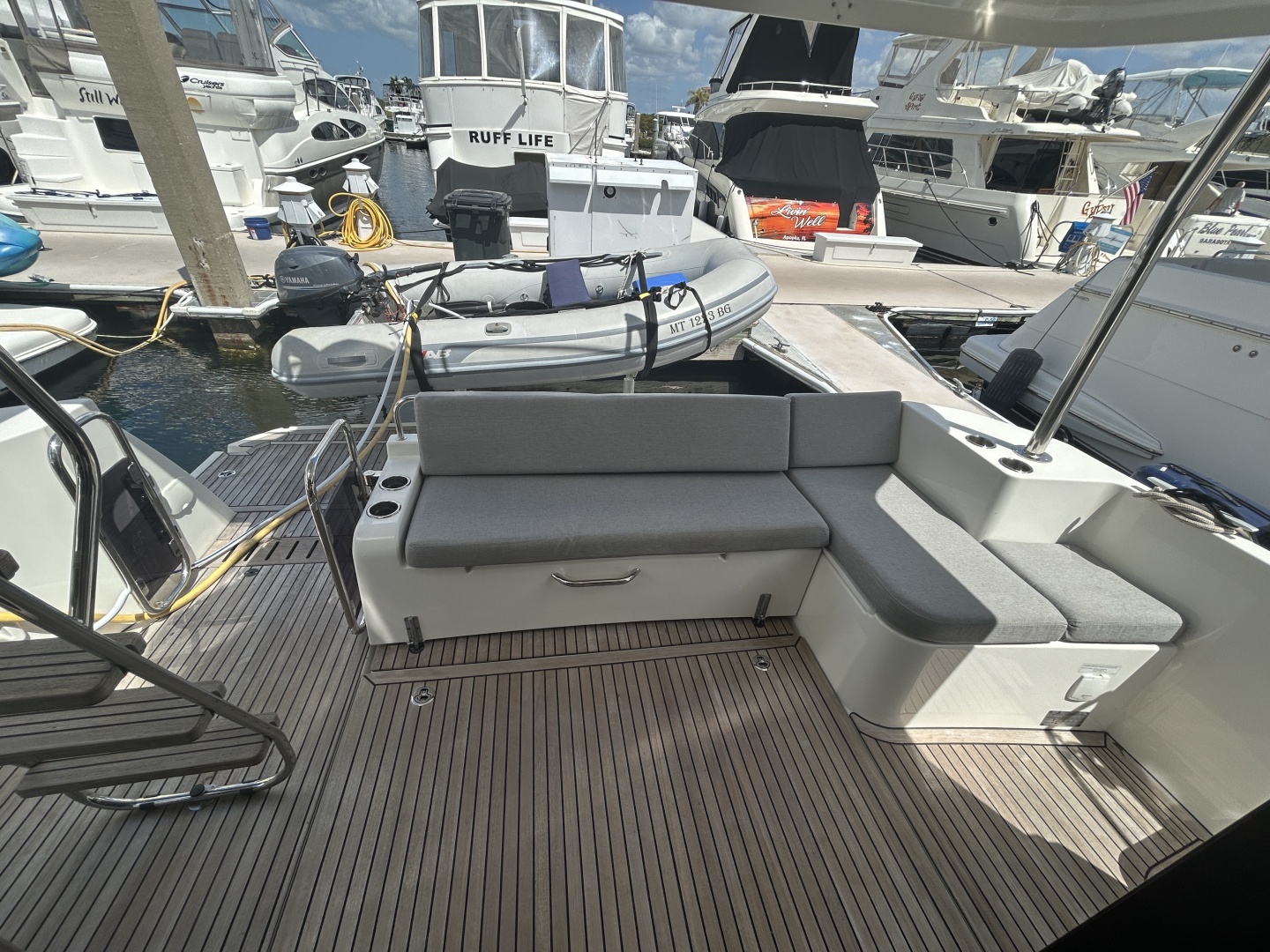 2022 Beneteau ST - Image 27