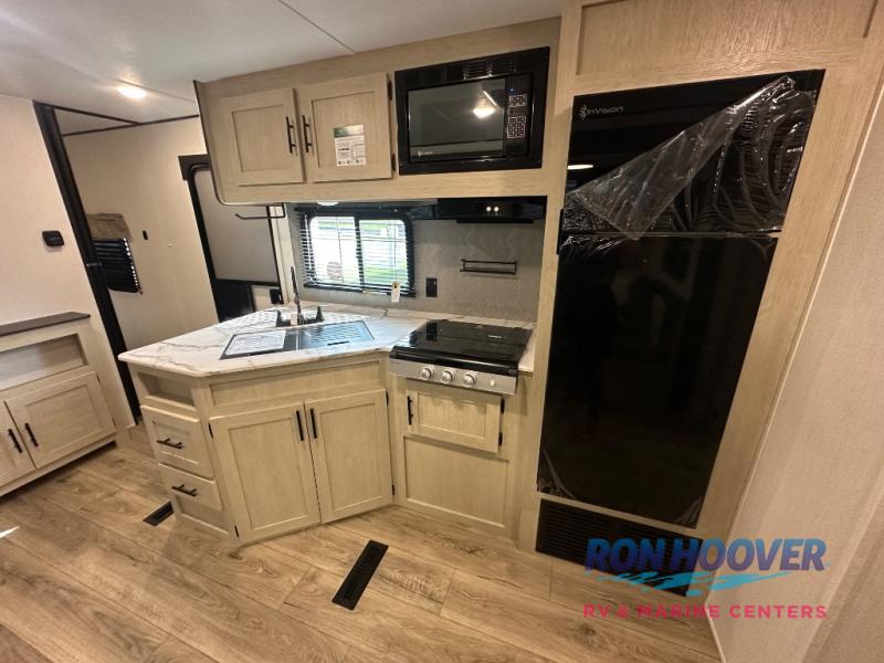 2026 COACHMEN 5320BEDS - Image 25