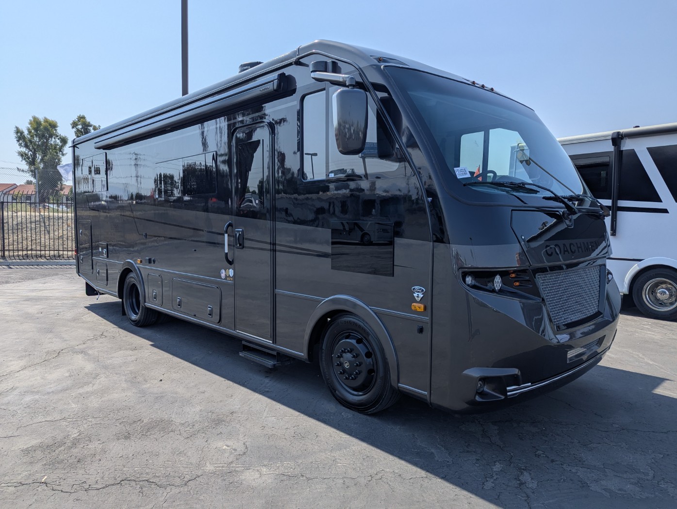 2026 Coachmen Euro 25TB - Image 1