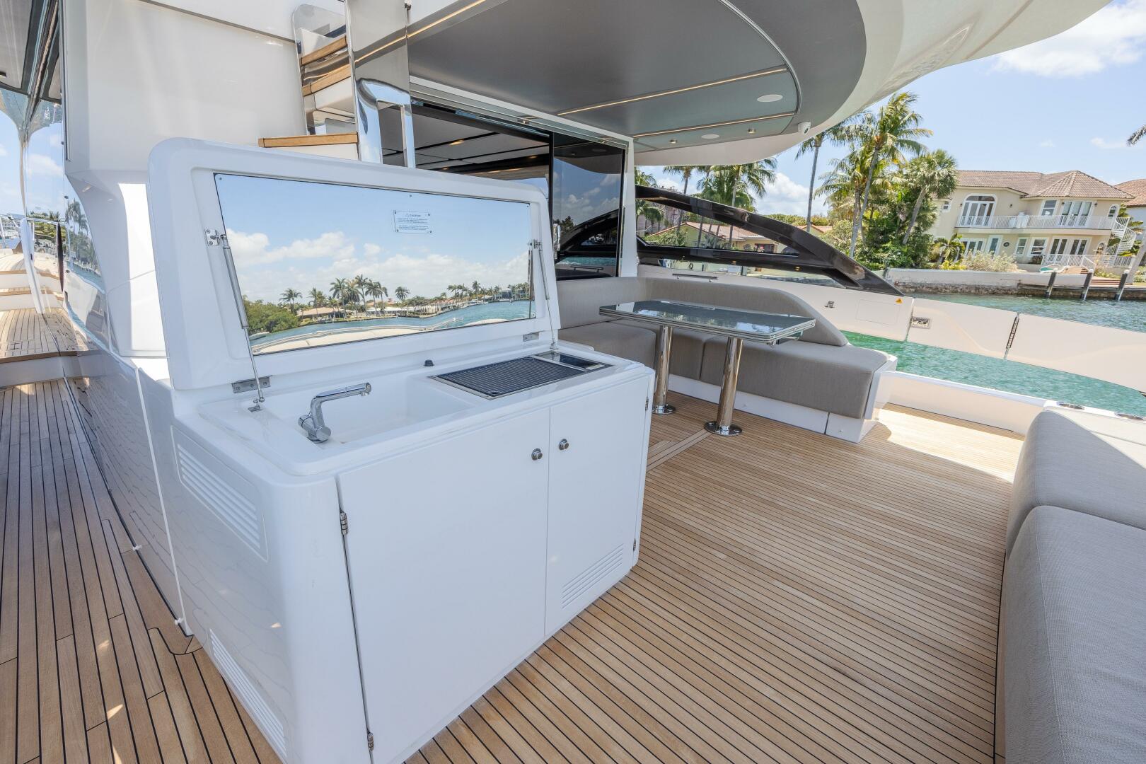 2023 Azimut S8 - Image 13