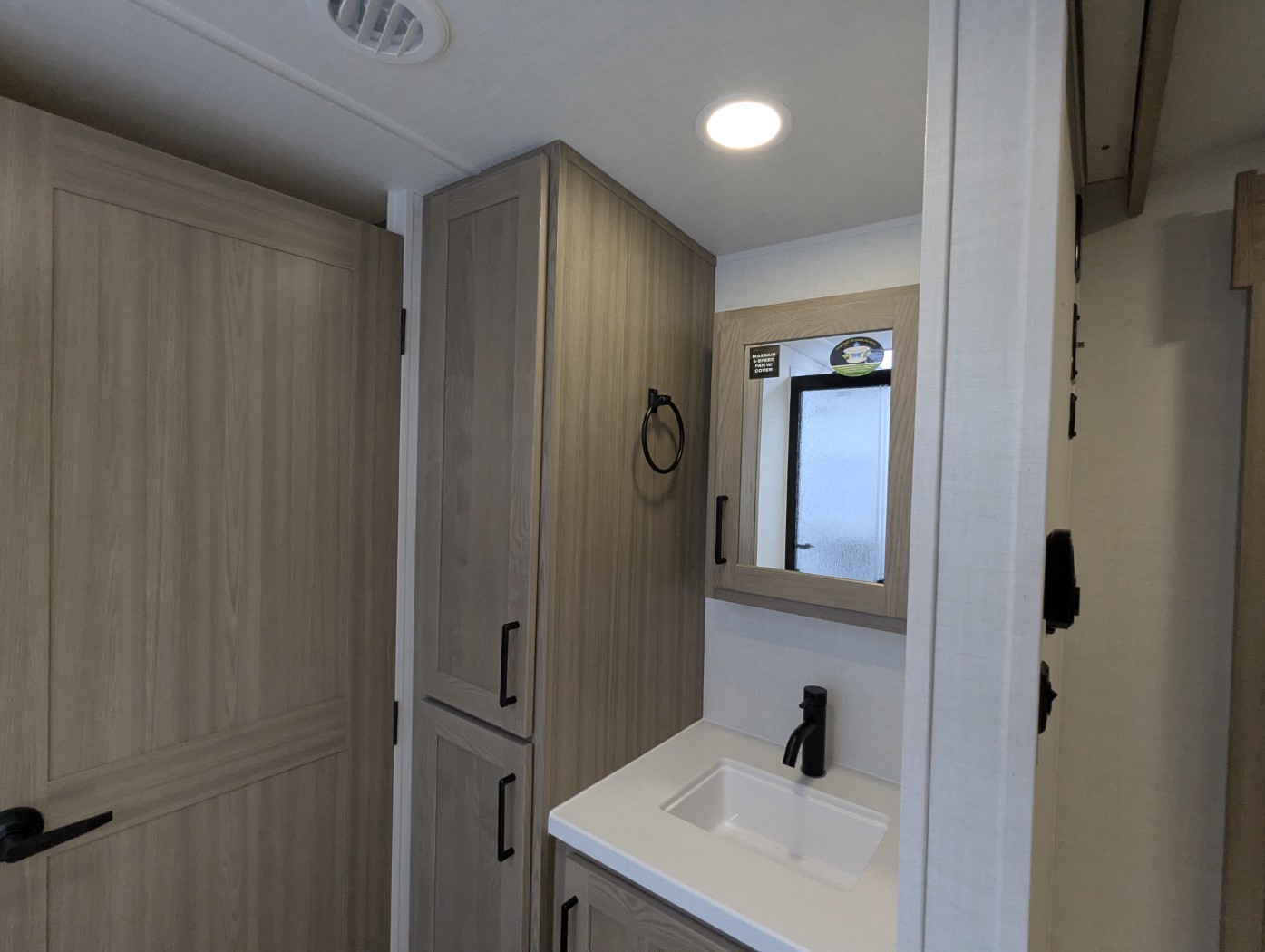 2027 Forest River Rockwood Ultra Lite 2618RD - Image 29