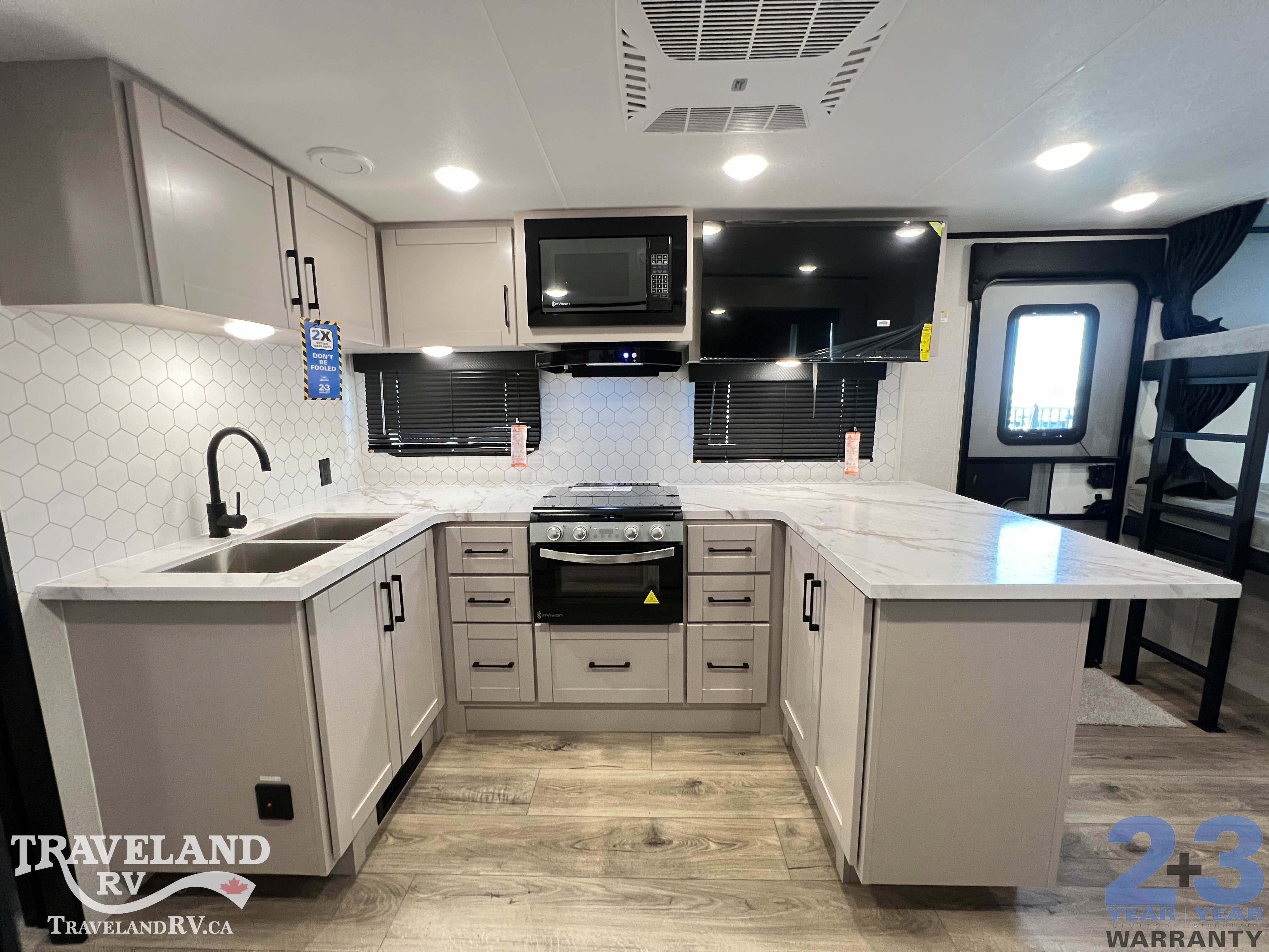 2026 Jayco Jay Feather 25BH - Image 27