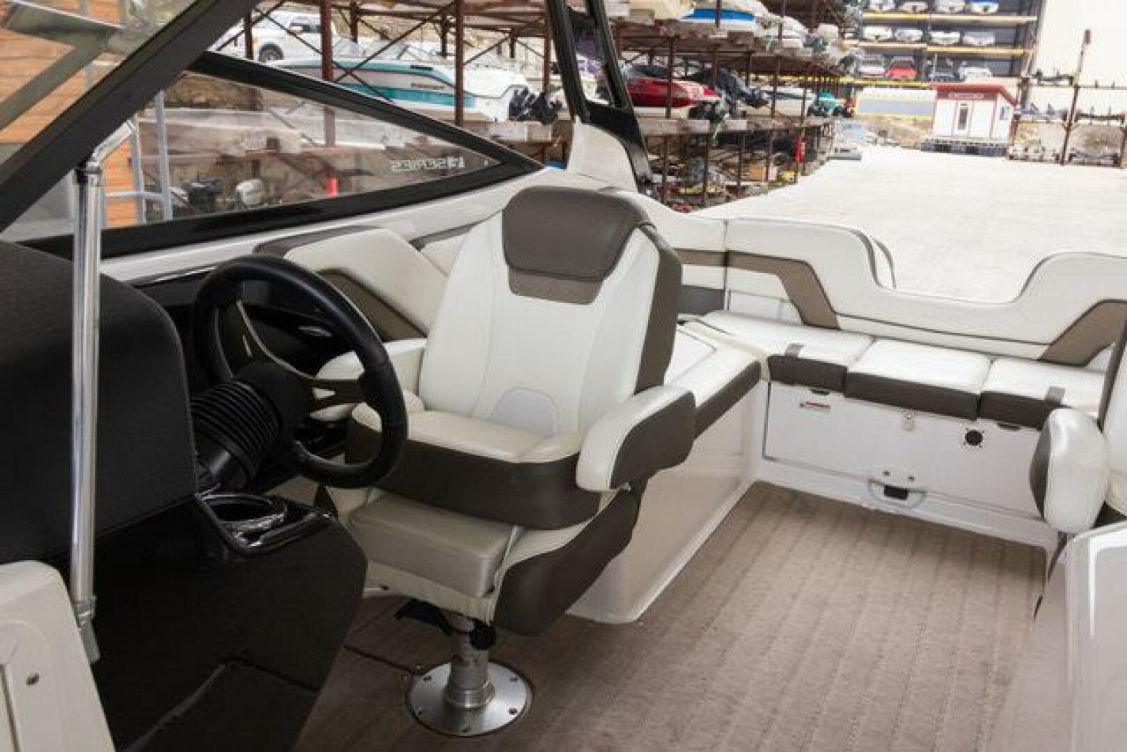 2016 Yamaha Boats 242 Limited S E-Series - Image 42