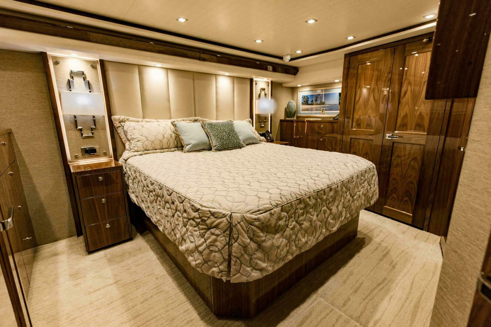 2020 Viking 72 Enclosed Bridge - Image 3