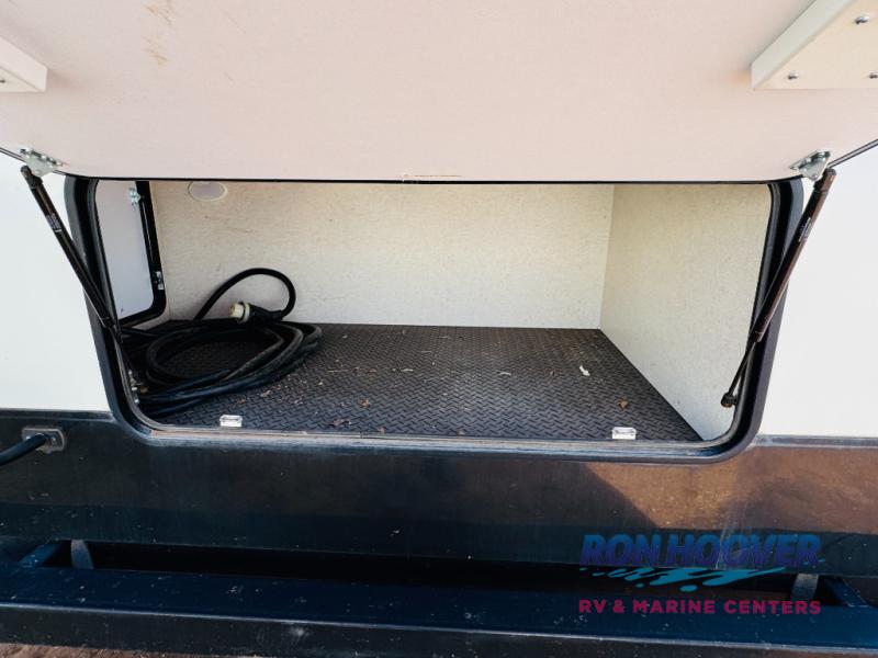 2017 JAYCO NORTHPOINT 387RDFS - Image 23