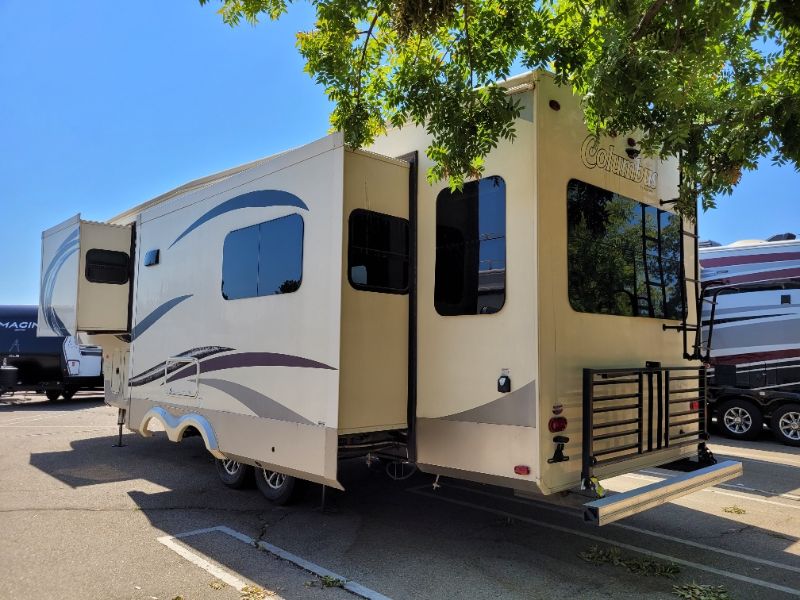 2018 Palomino Columbus 298RL - Image 3