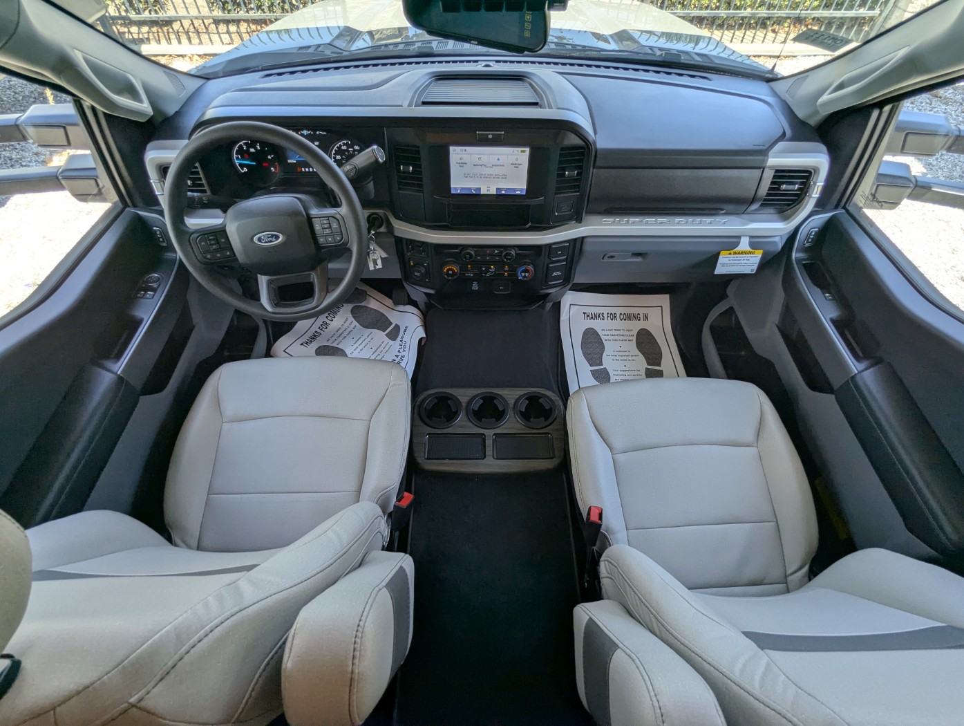 2027 Thor Motor Coach Omni X32 - Image 28