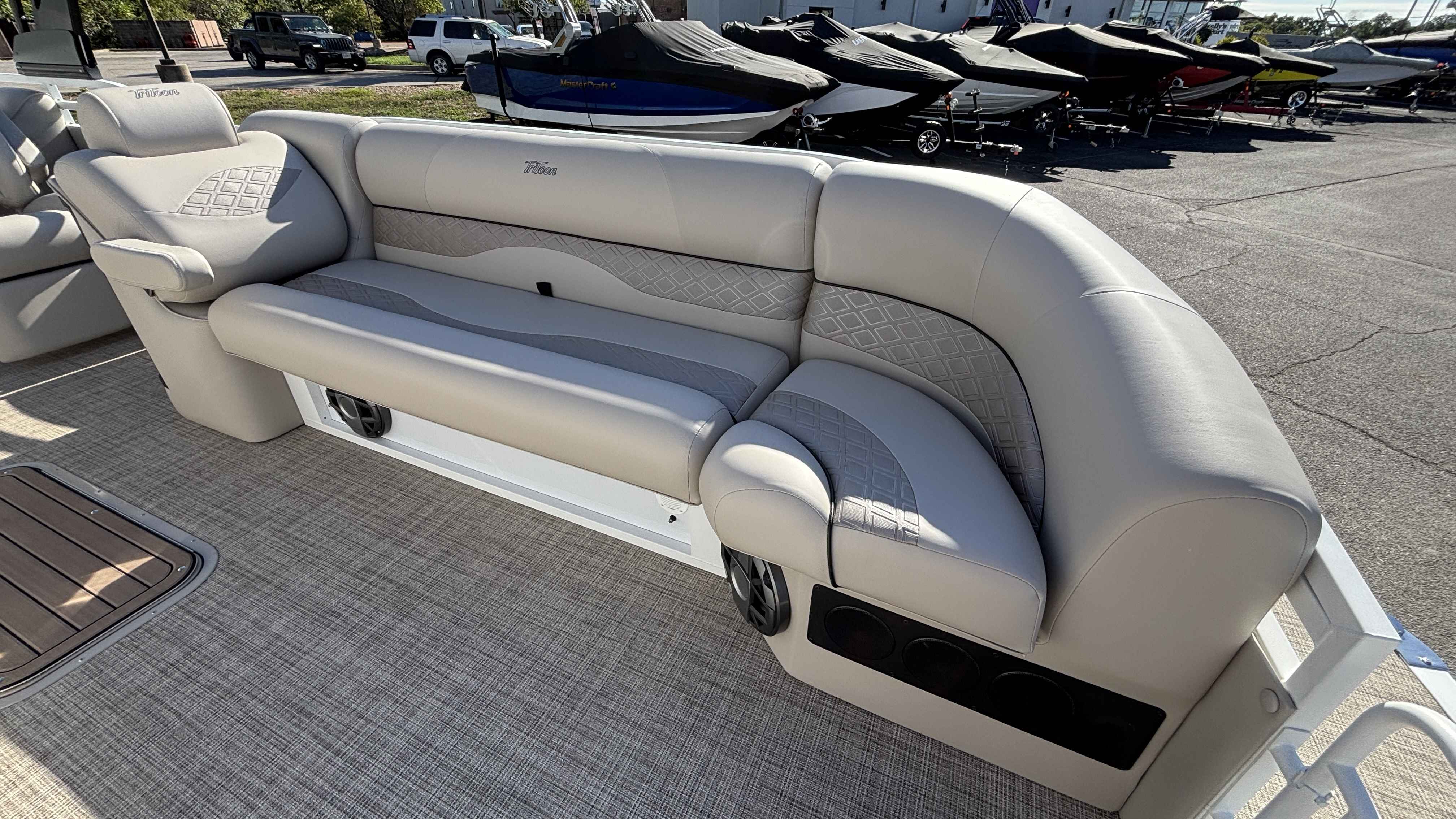 2026 JC Tritoon NepToon 25TT Sport - Image 14