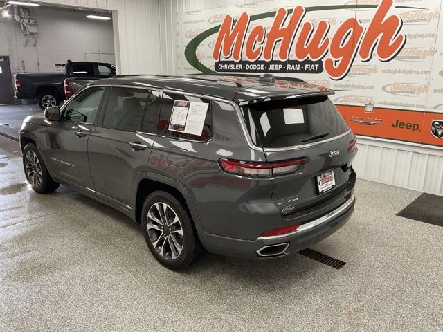 2022 Jeep Grand-Cherokee-L Laredo Altitude 4x4 - Image 3