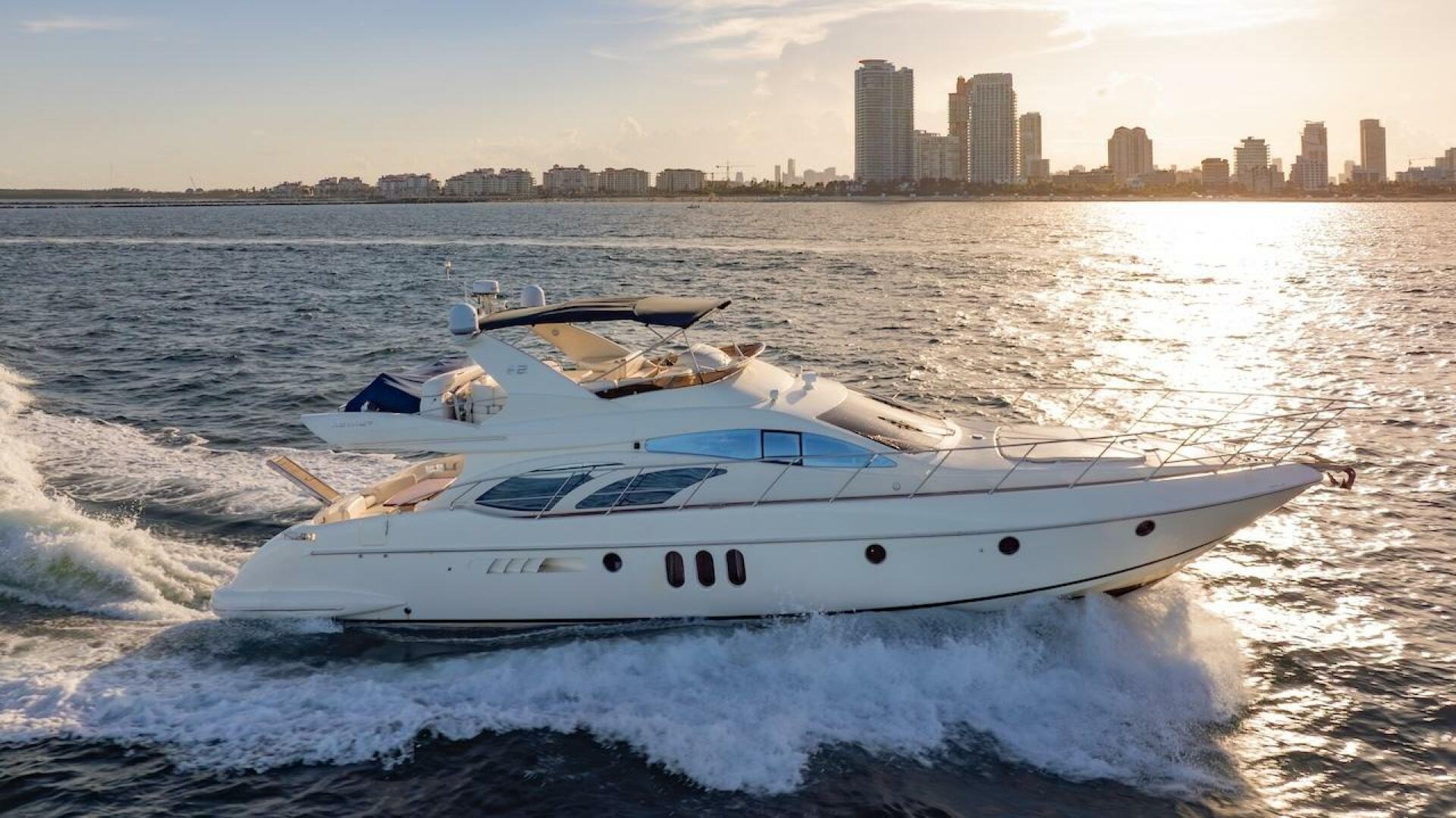 2007 Azimut Evolution - Image 2