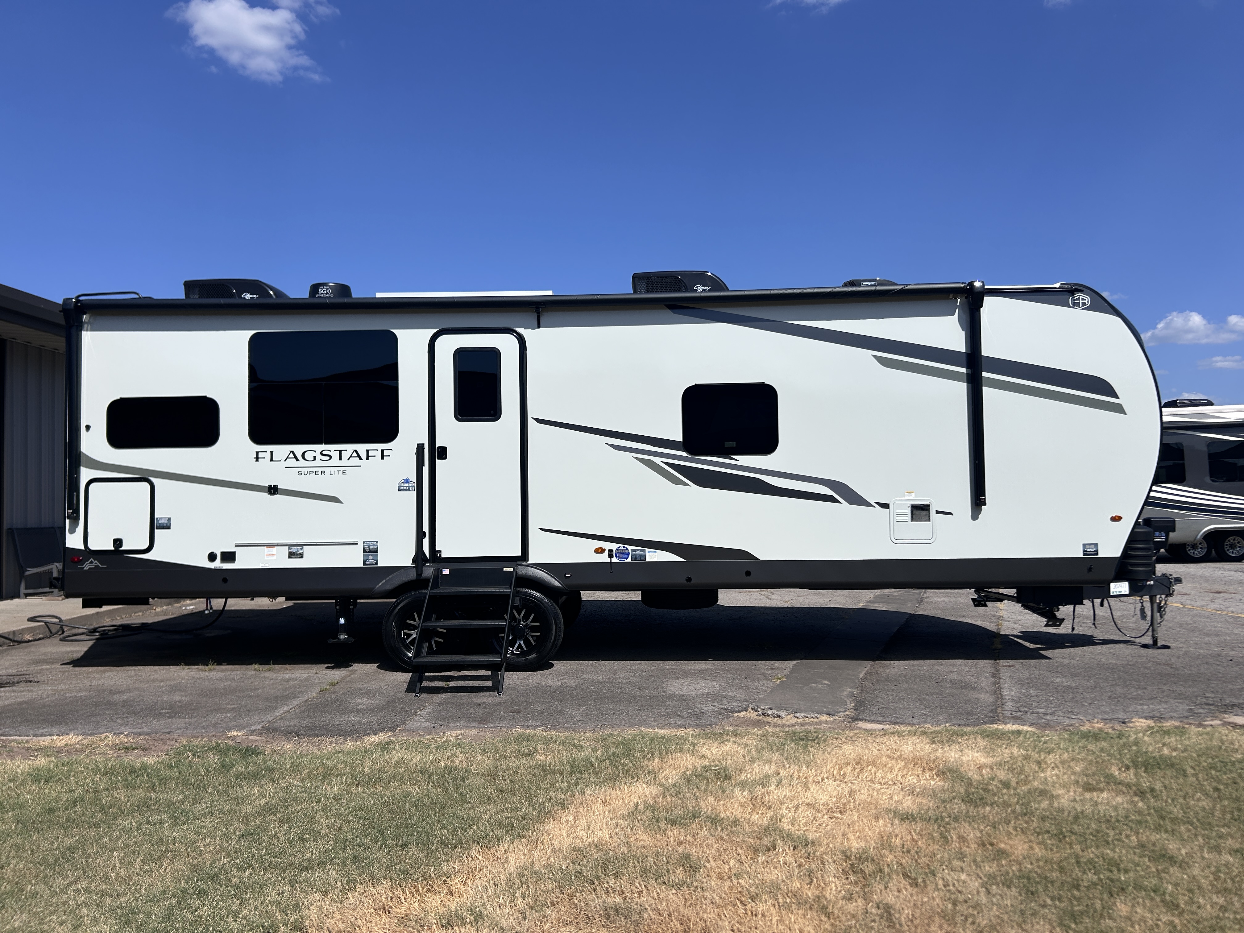 2027 Forest River Flagstaff Super Lite 27RKS - Image 2