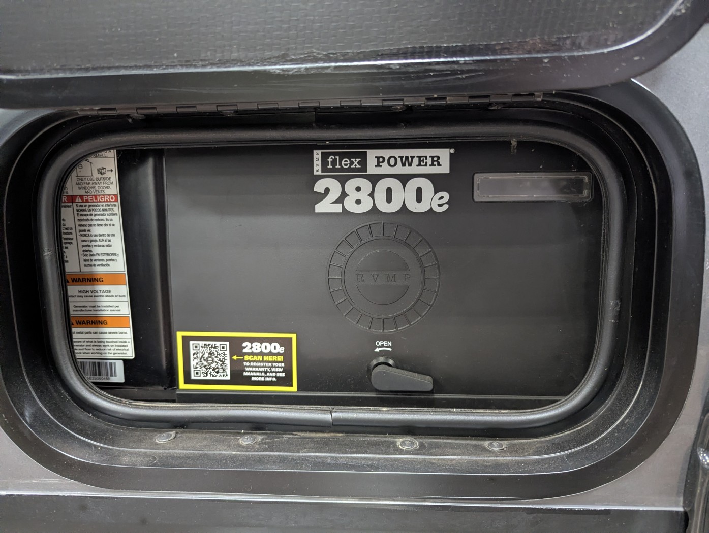 2027 Winnebago EKKO Sprinter 23B – Pop Top AWD - Image 14