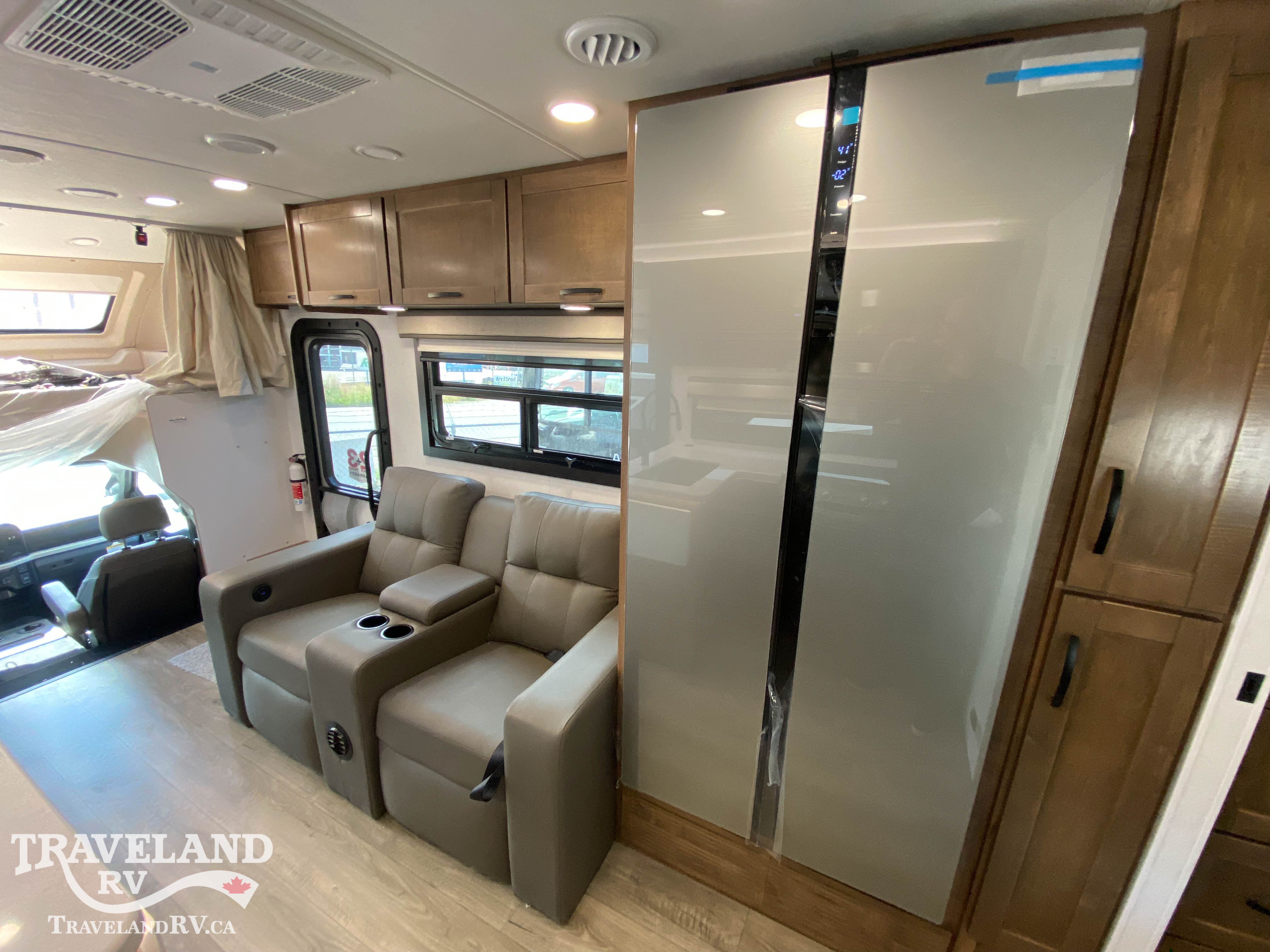 2026 Entegra Coach Esteem XL 32U - Image 8
