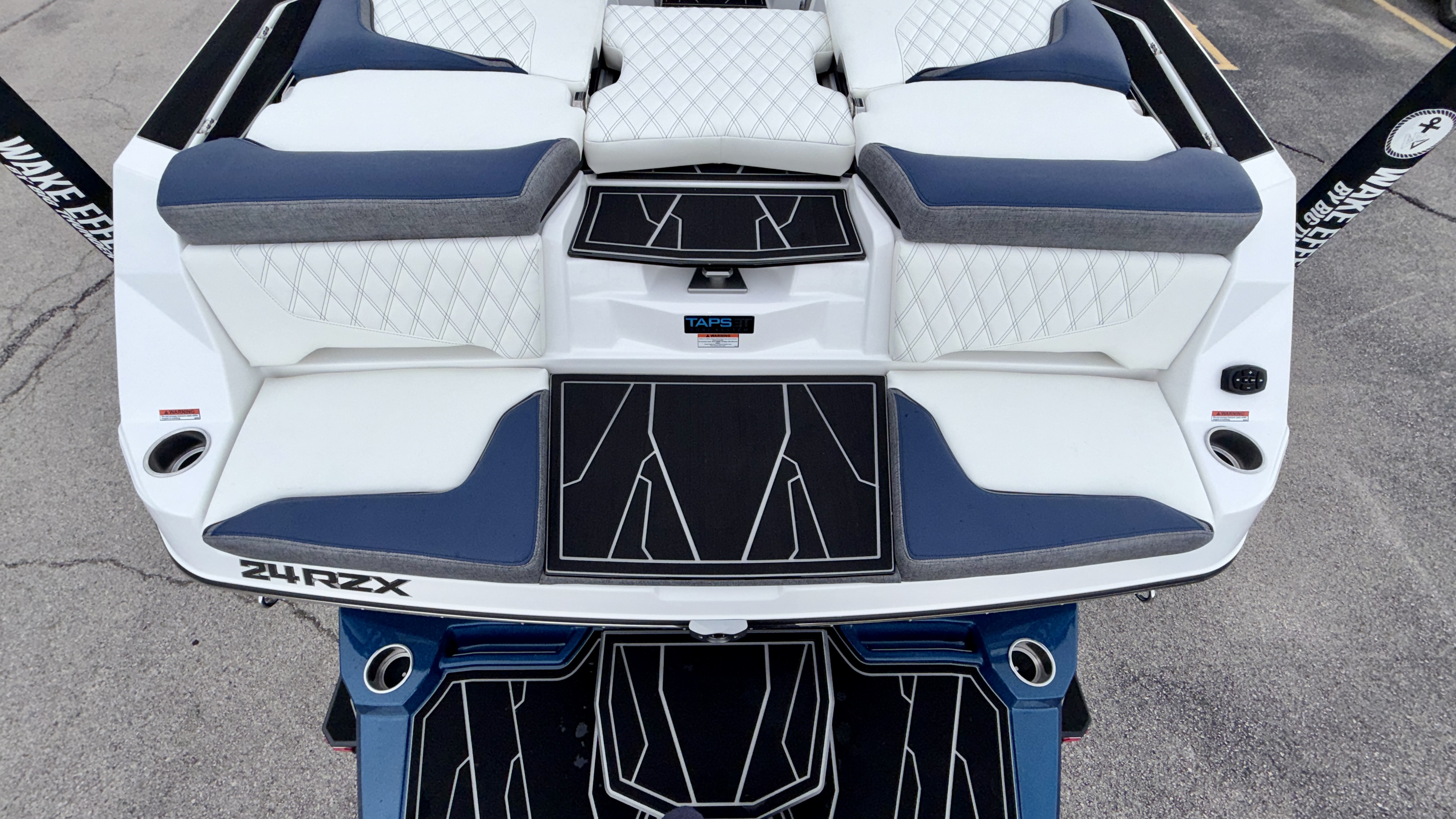 2027 Tigé  24RZX - Image 10