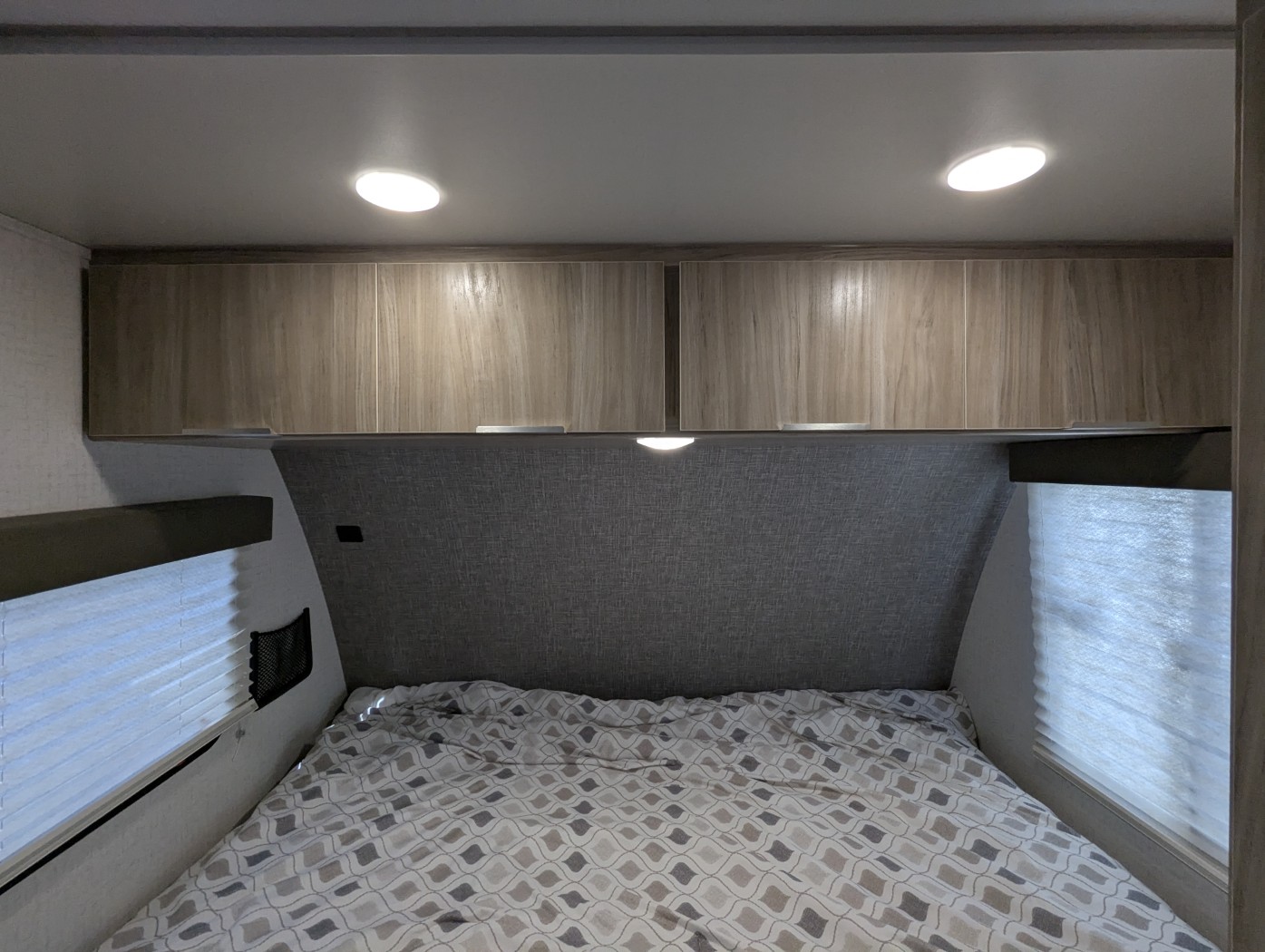 2021 Winnebago Micro Minnie 1808FBS - Image 18