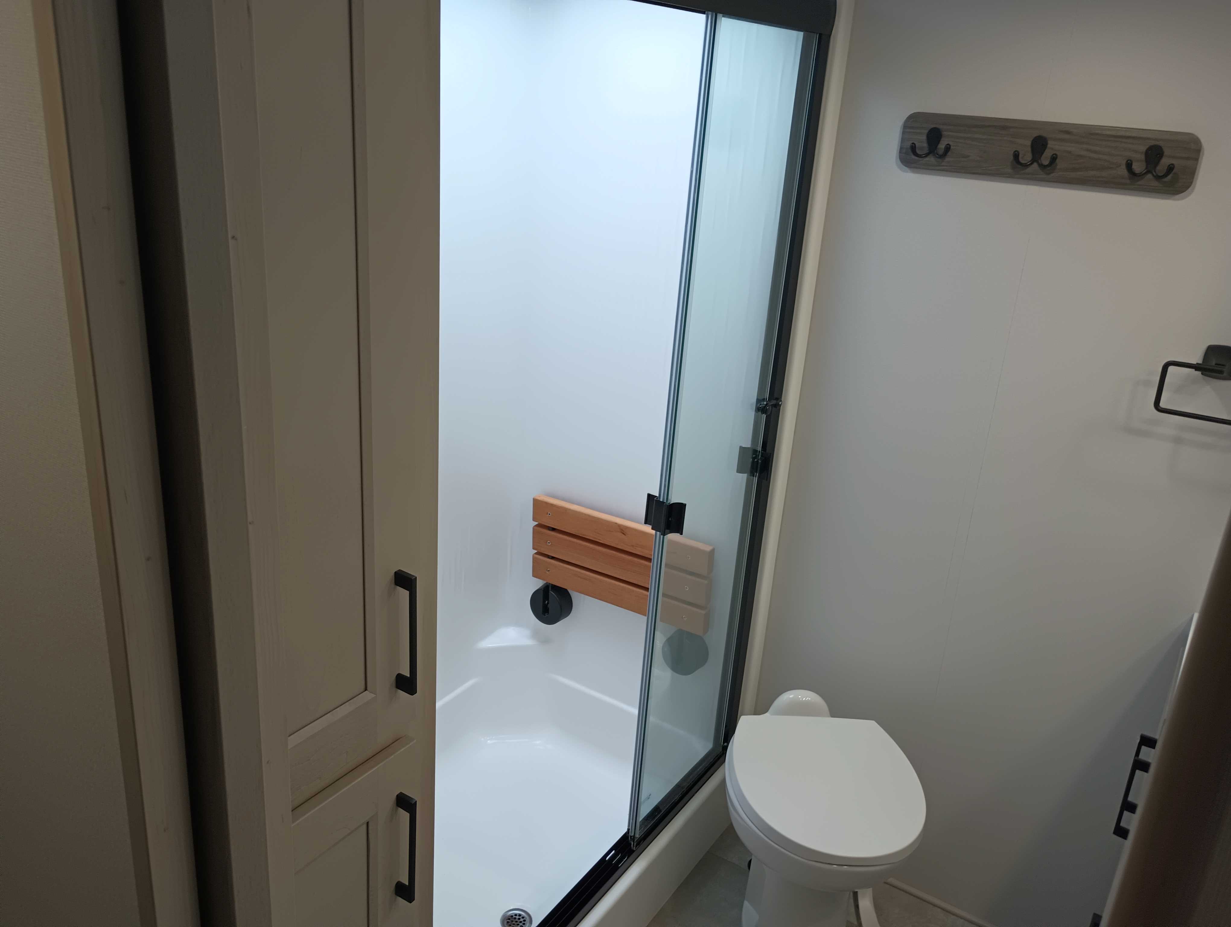 2025 Grand Design Solitude 390RK - Image 18