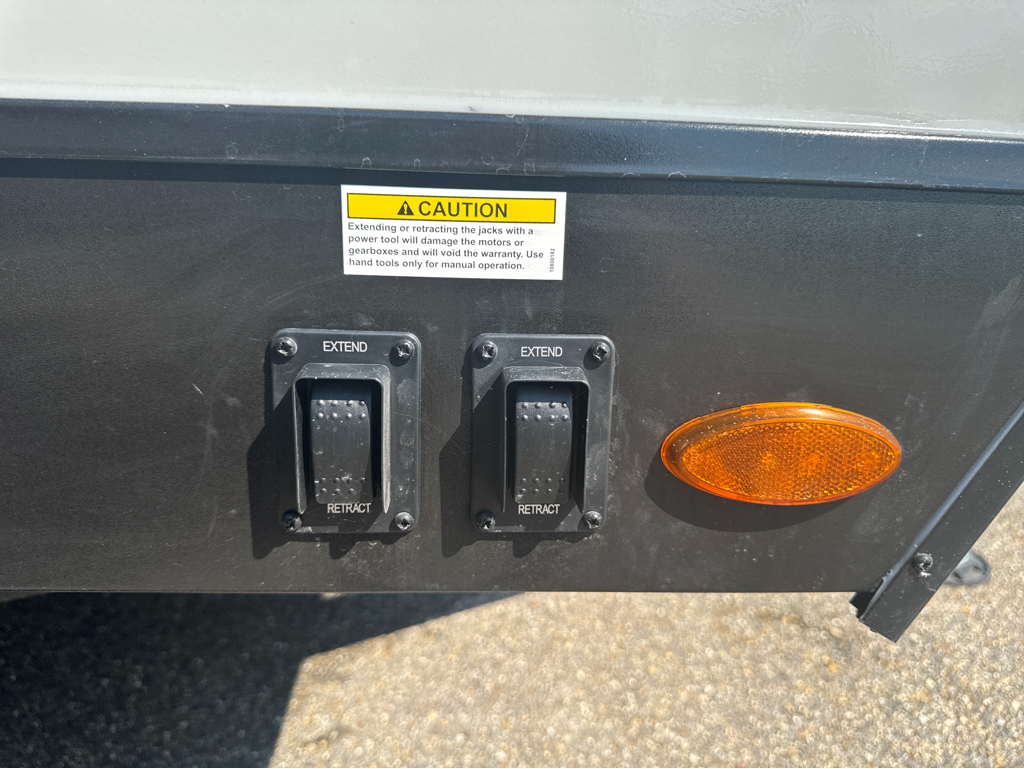 2027 VENTURE RV STRATUS 282VFD - Image 8