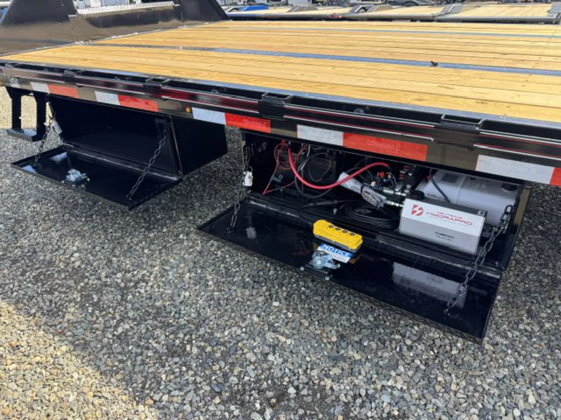 2027 DIAMOND C TRAILERS DIAMOND C FMAX212HDT 2.0 L32X102 PA 25.9K - Image 6