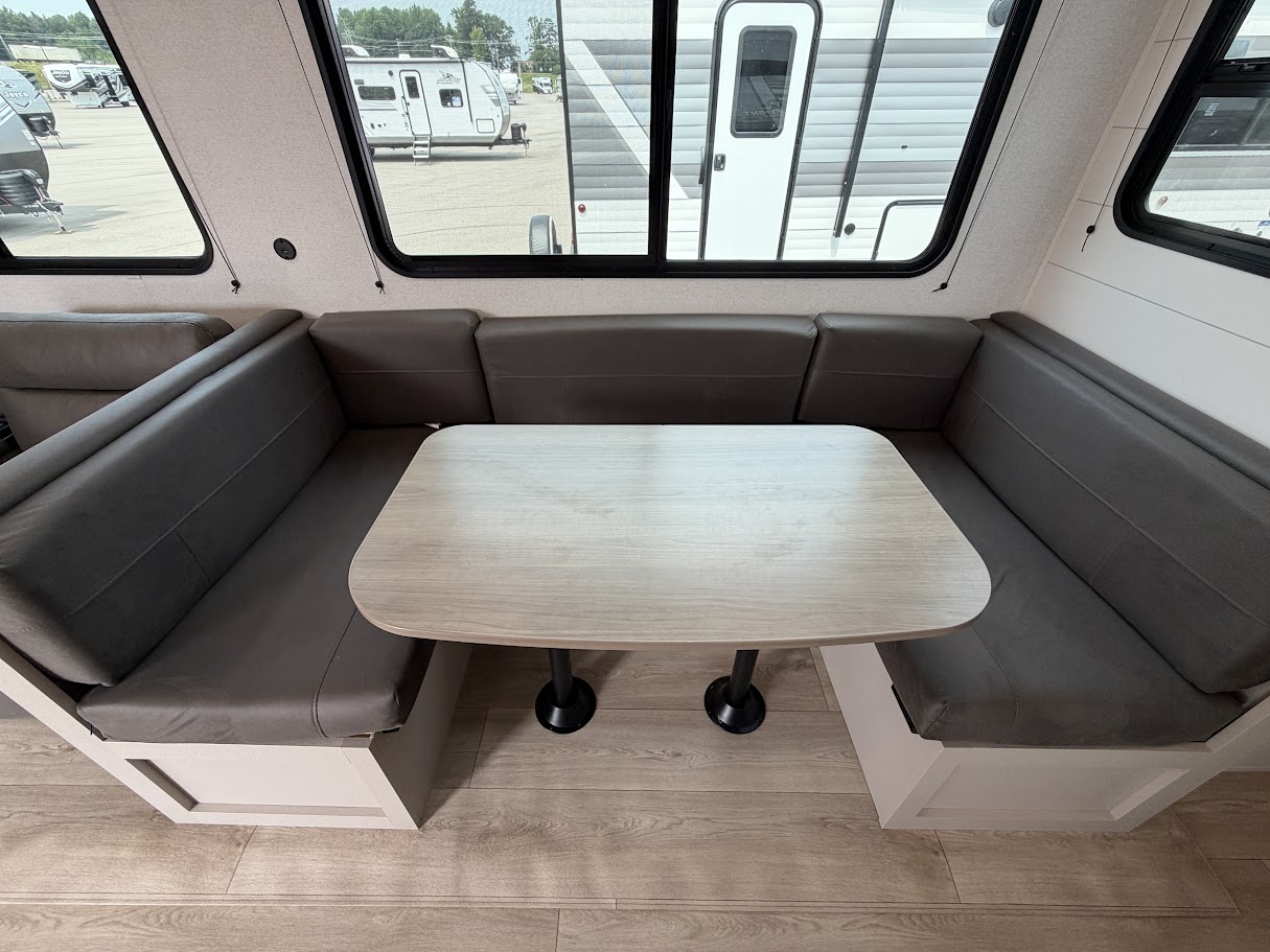 2027 JAYCO JAY FLIGHT 330TBS - Image 19