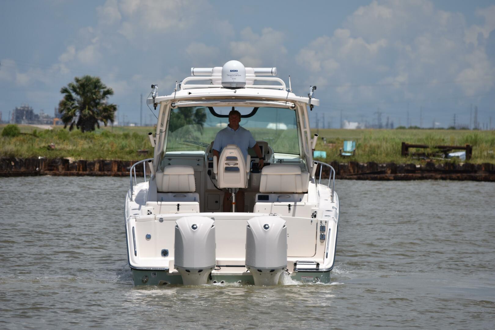 2016 Grady-White 330 Express - Image 54
