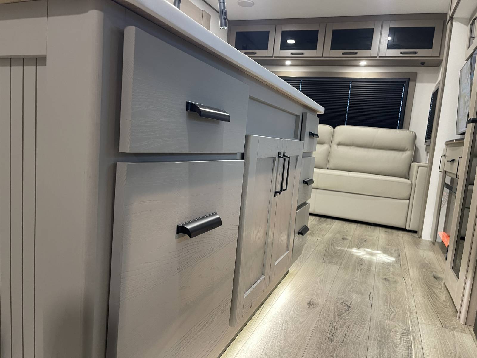 2026 Grand Design Reflection Travel Trailer 345RLTS - Image 21