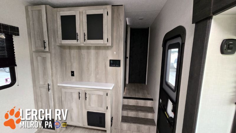 2024 KZ RV Sportsmen 303RL - Image 22