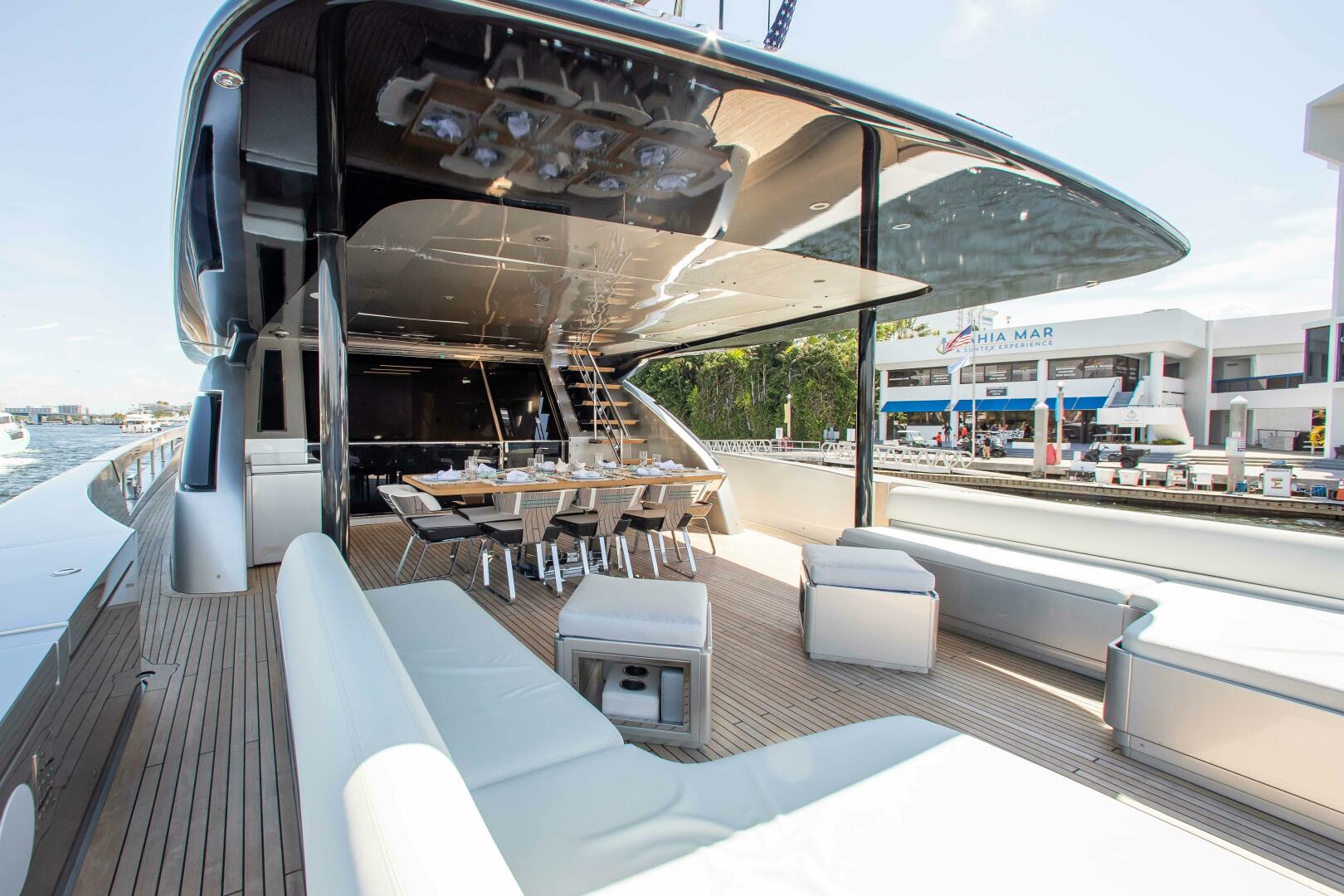 2014 Riva Mythos - Image 28