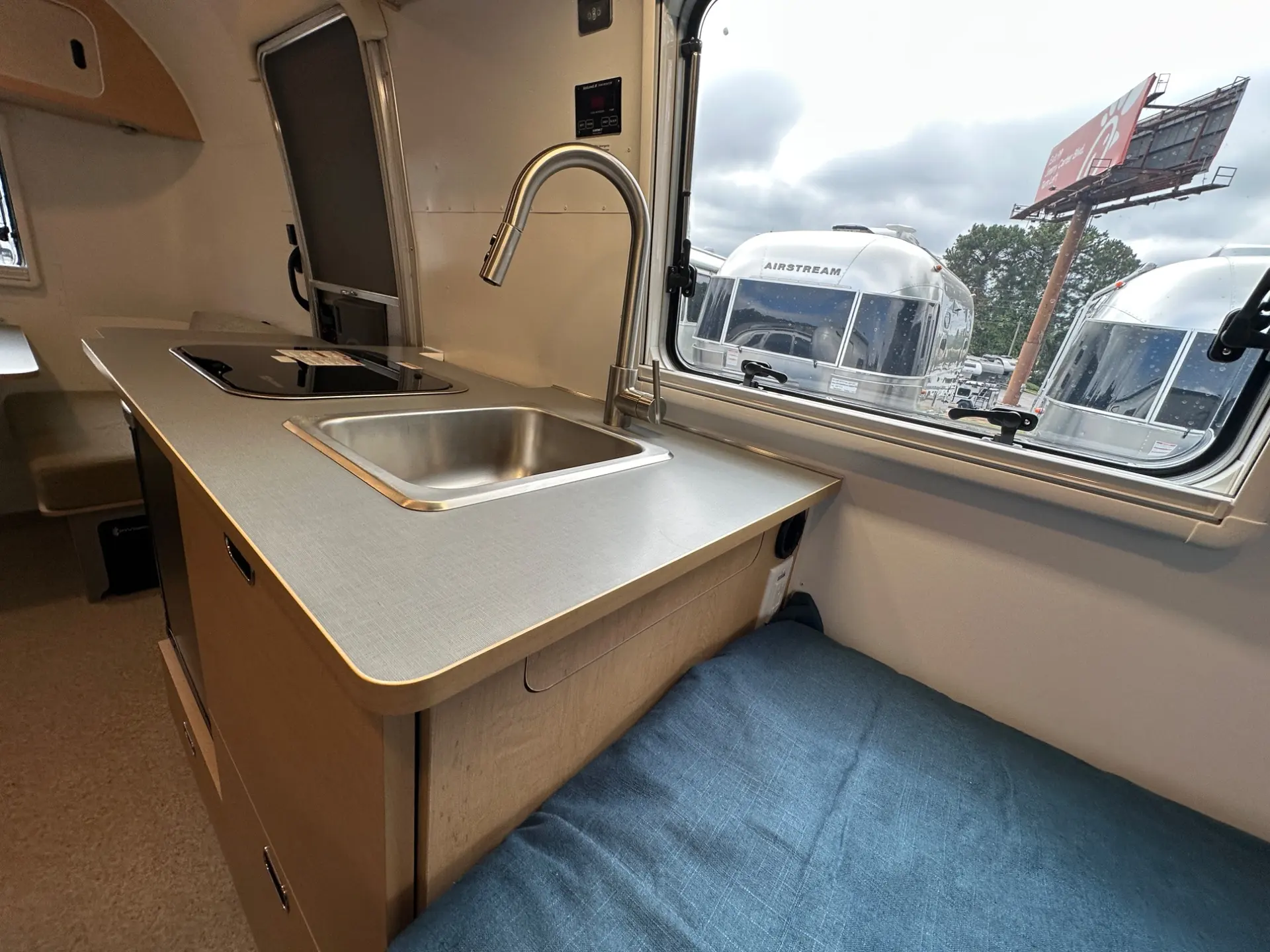 2027 Airstream World Traveler 17Rb - Image 37