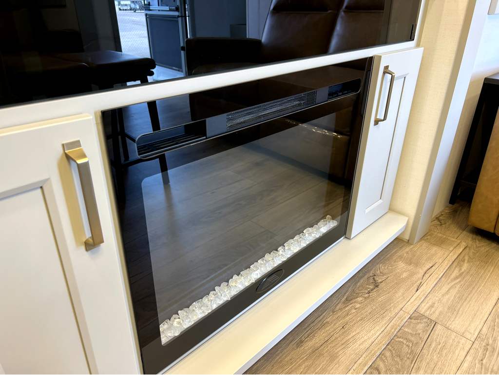 2026 BRINKLEY G 3520 - Image 12