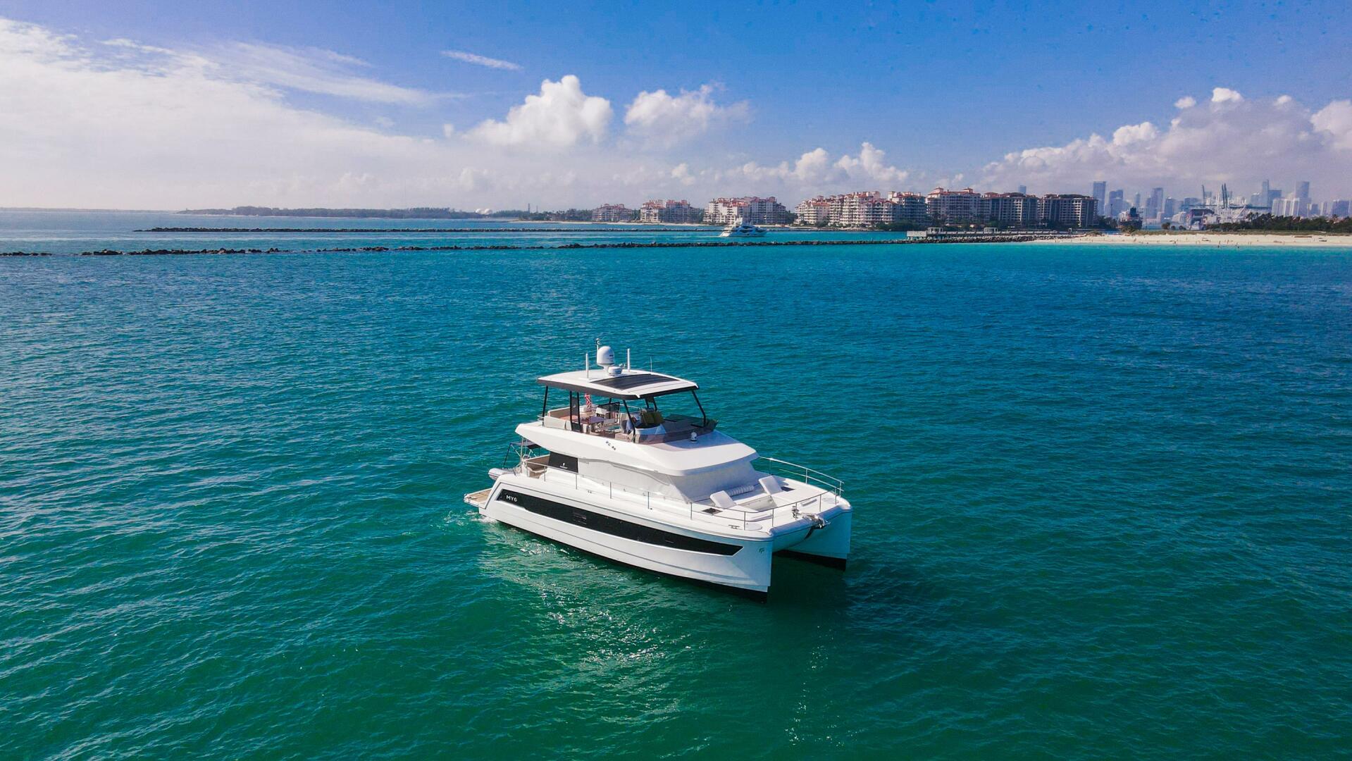 2022 Fountaine Pajot MY6 - Image 45