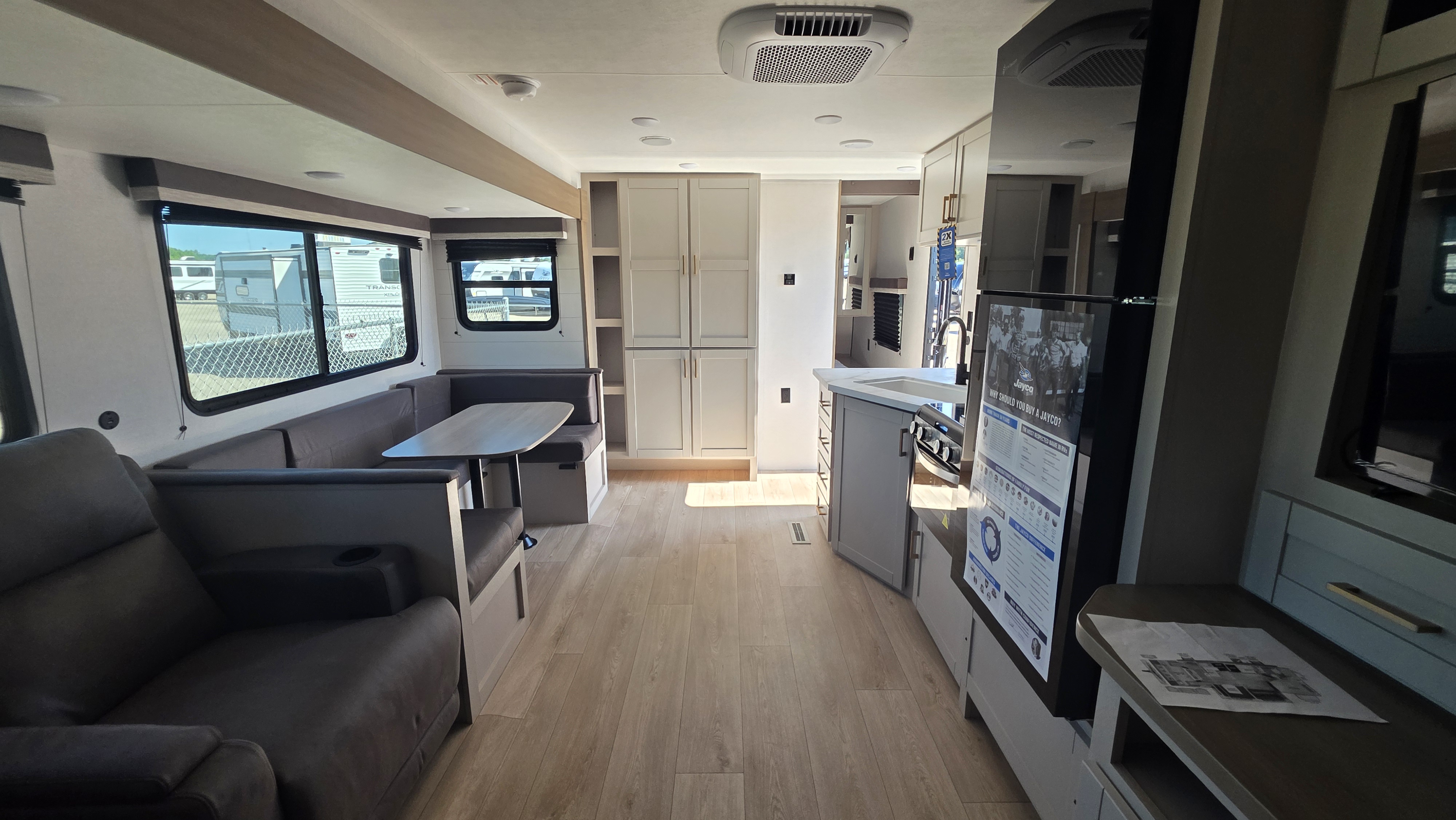 2027 JAYCO JAY FLIGHT 280BHS - Image 17