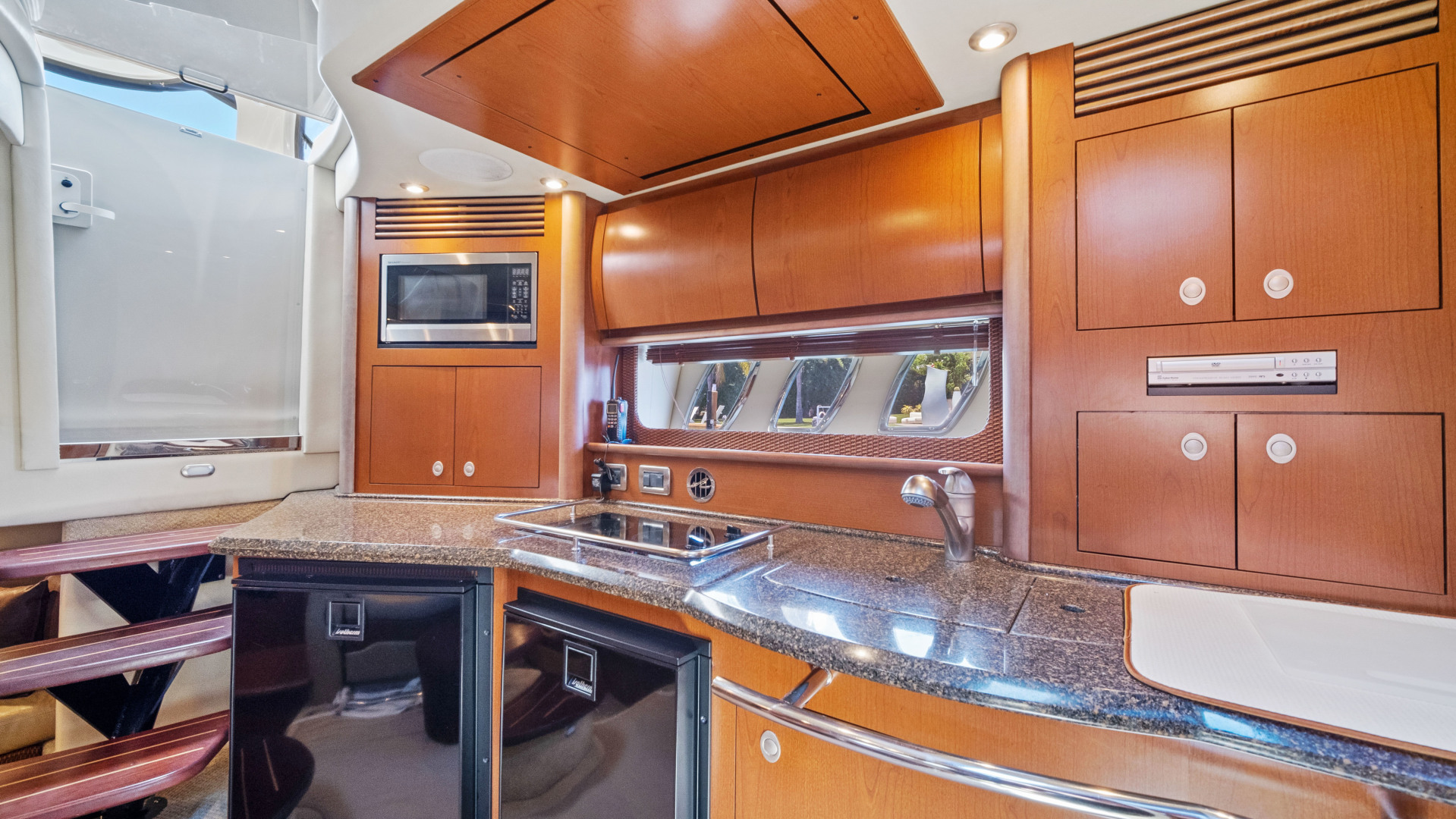 2007 Sea Ray 40 Sundancer - Image 35