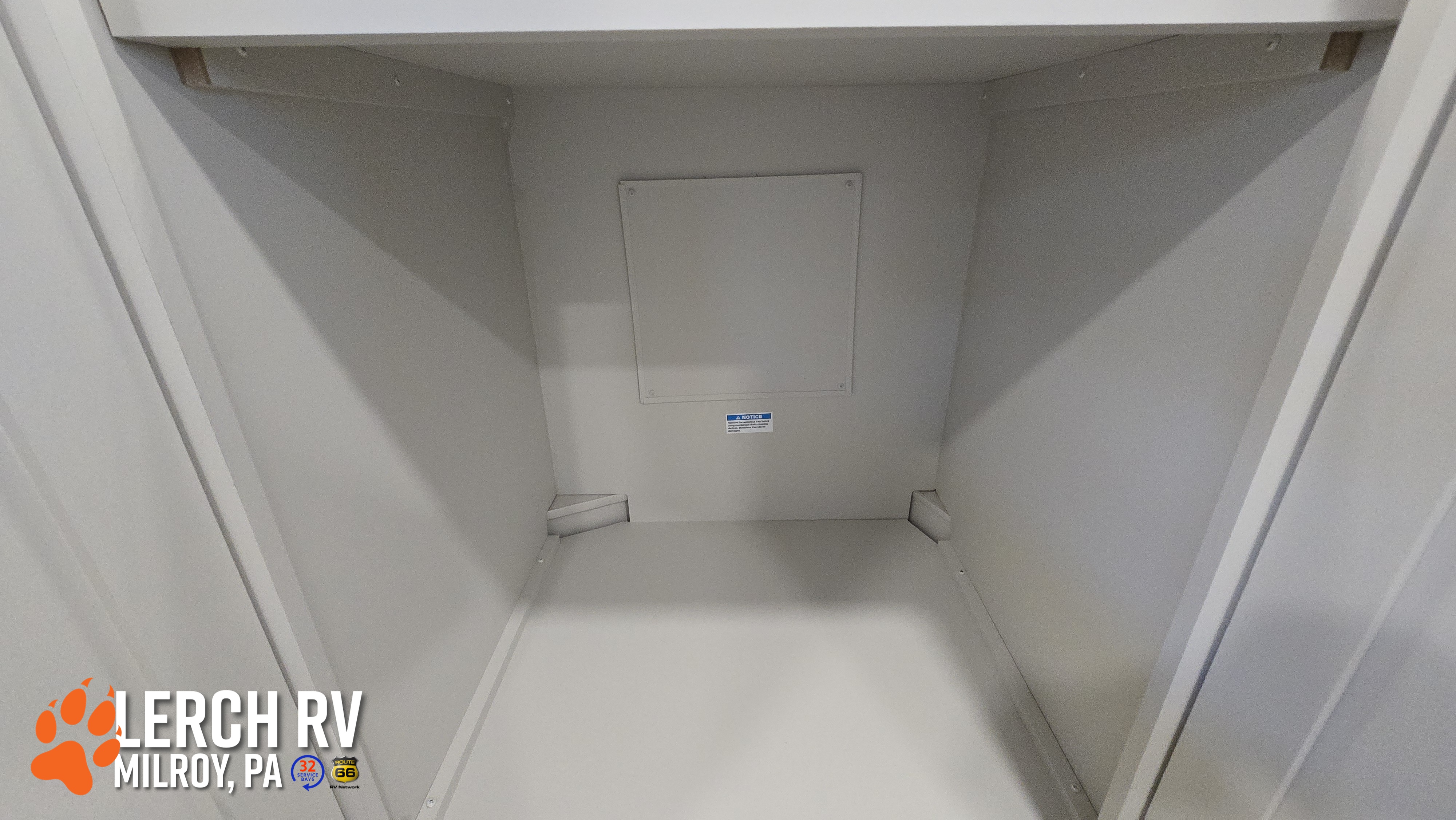 2027 Alliance RV Paradigm 395DS - Image 40