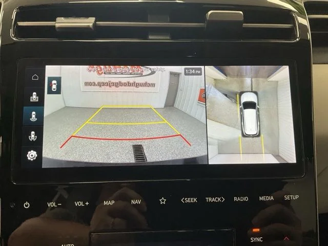 2023 Hyundai Tucson Utility 4D Limited AWD - Image 17