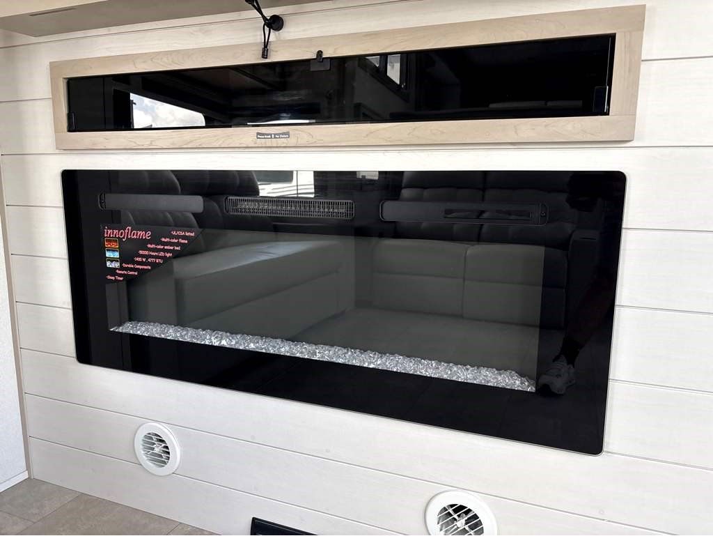 2026 GRAND DESIGN SOLITUDE 390RK - Image 18