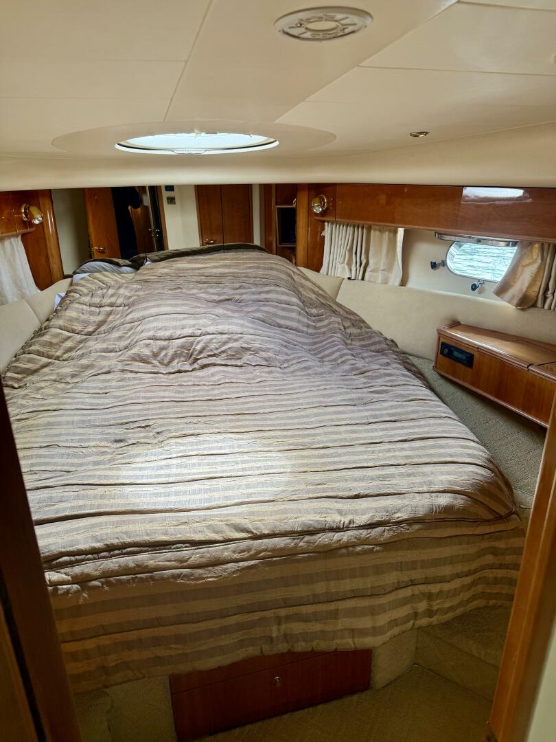 2000 Viking Princess 52 Flybridge - Image 62