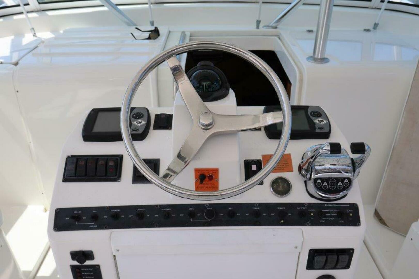 2007 Luhrs 32 Open - Image 10