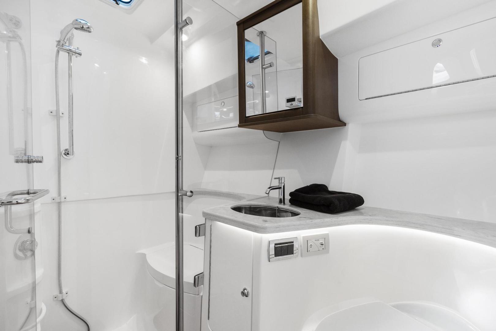 2021 Intrepid 438 Evolution - Image 35