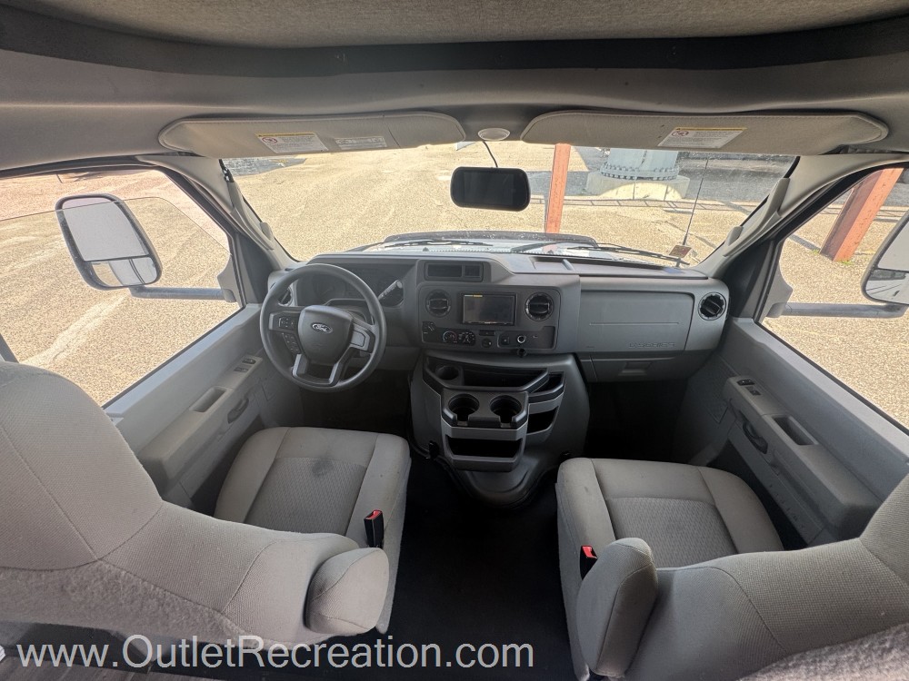 2023 Forest River Sunseeker 2850S LE - Image 12